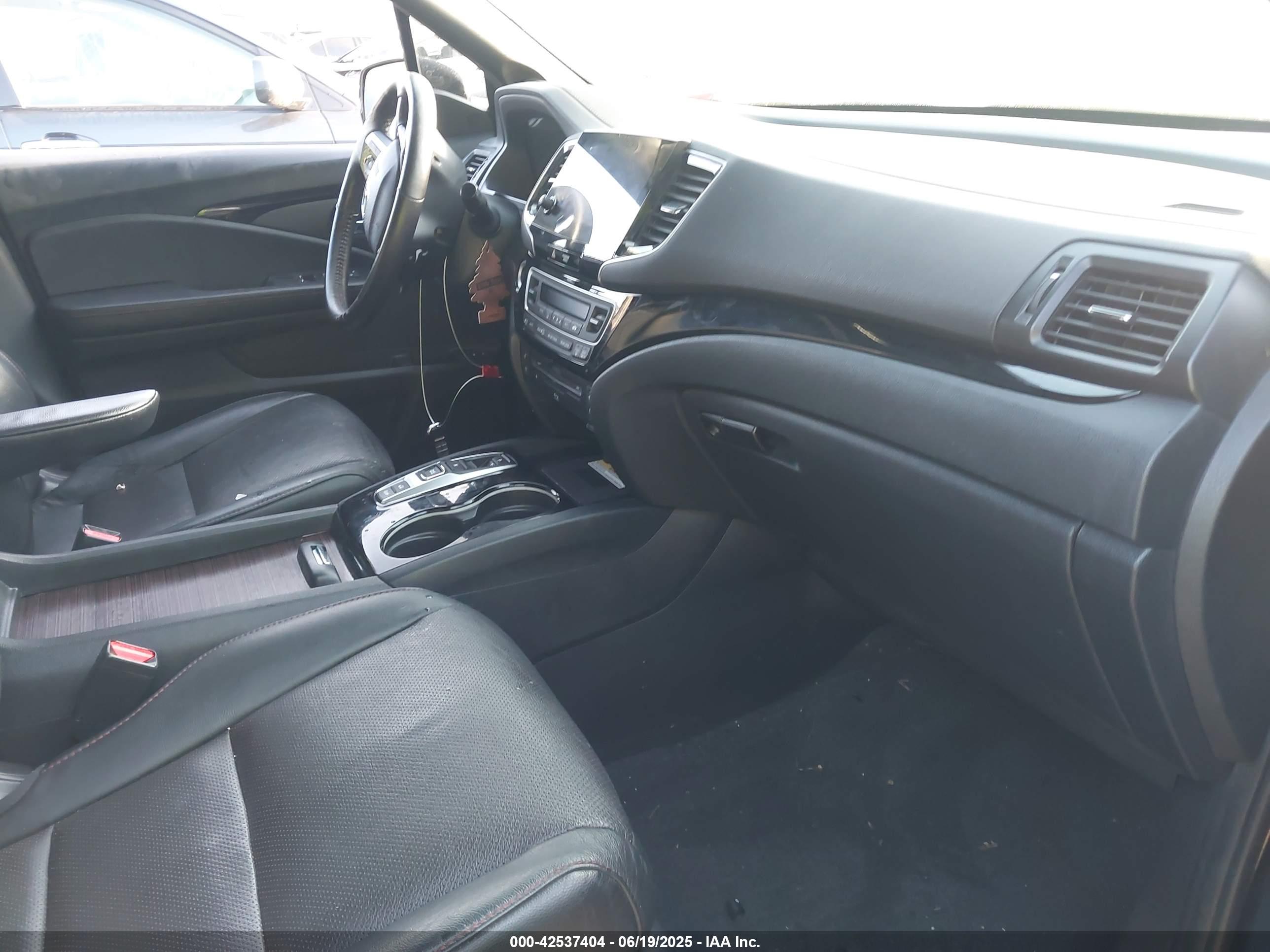 HONDA PILOT image 5