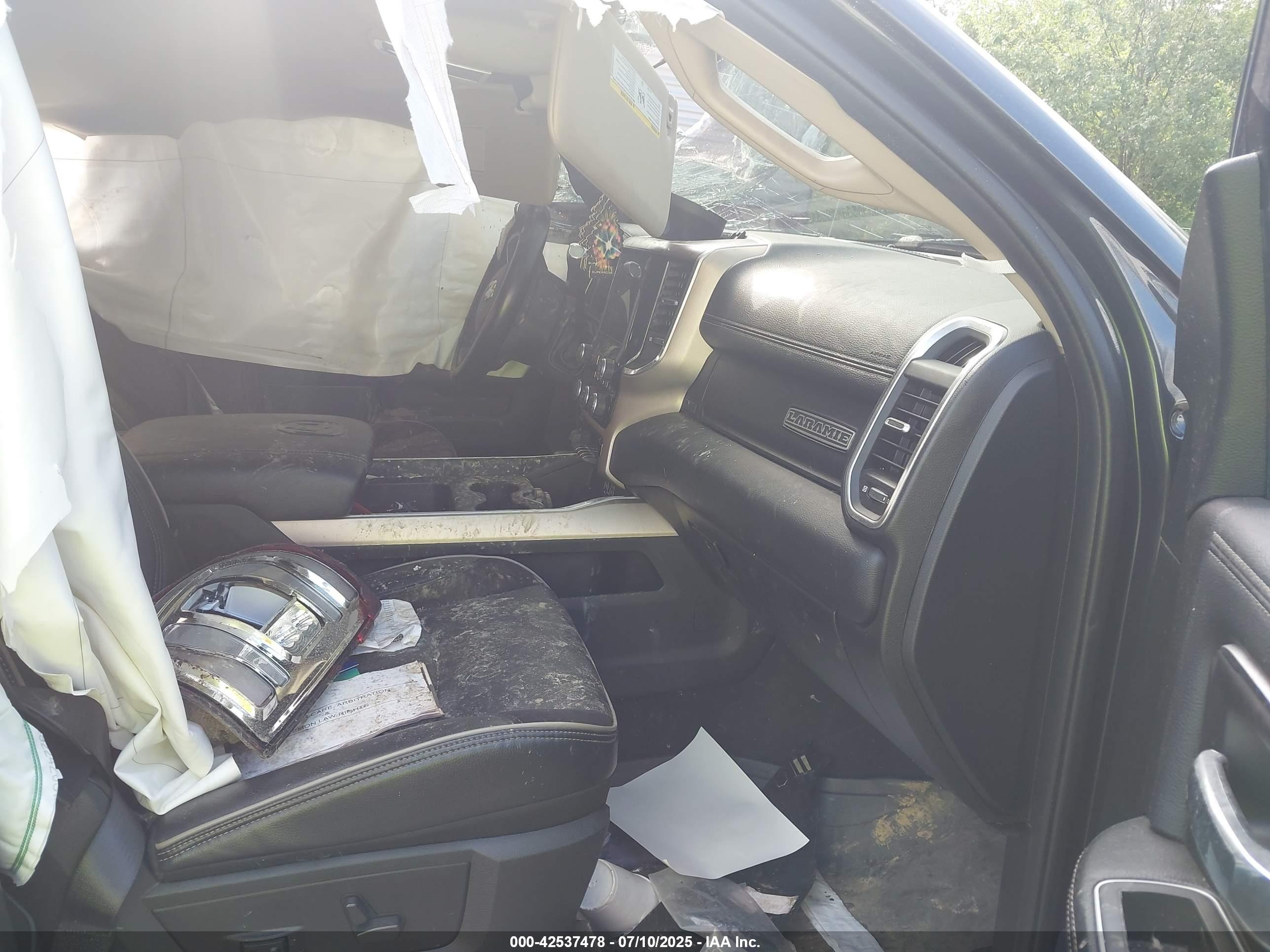 RAM 2500 image 5