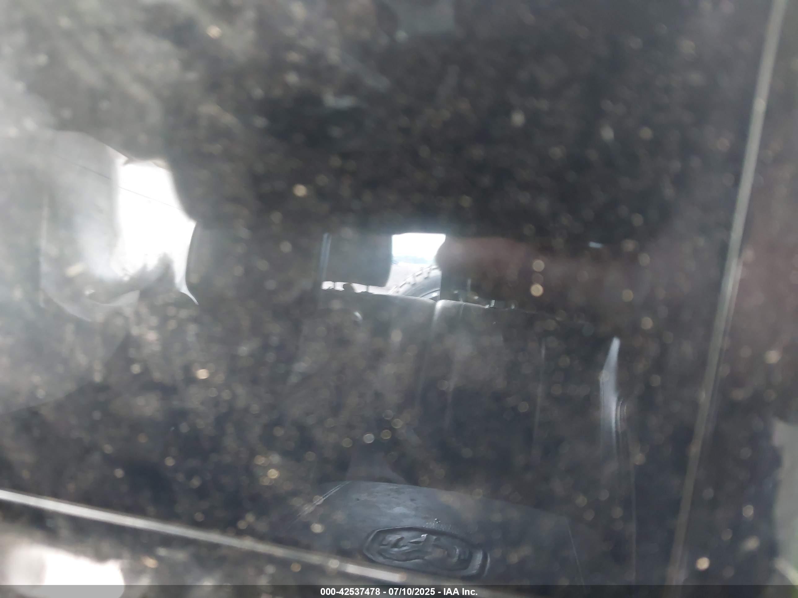 RAM 2500 image 7