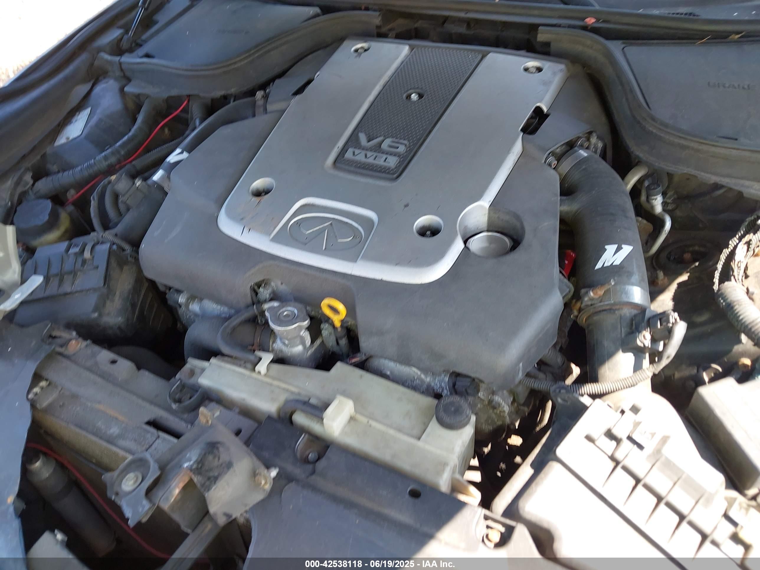 INFINITI G37 image 10