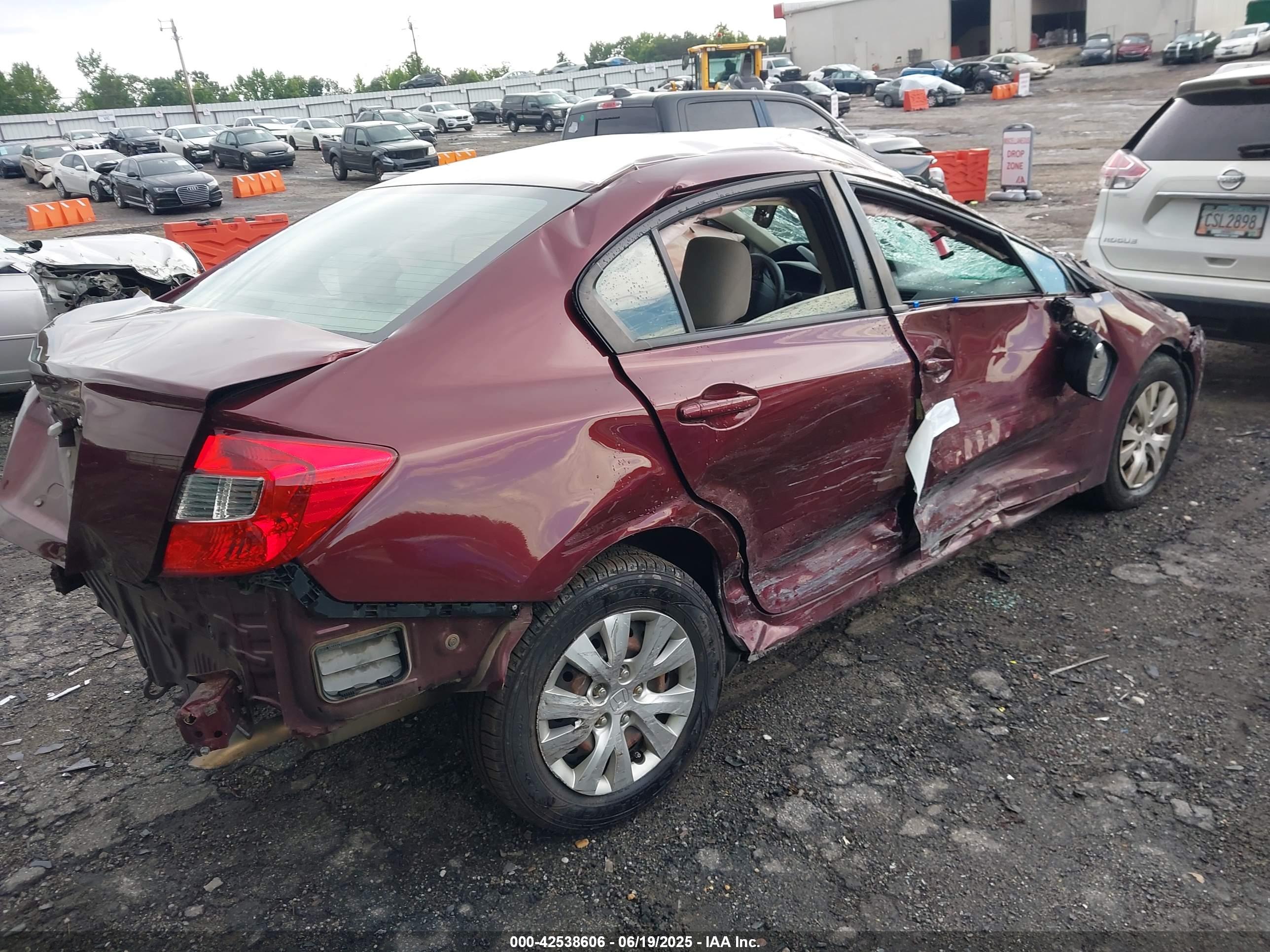 HONDA CIVIC image 4