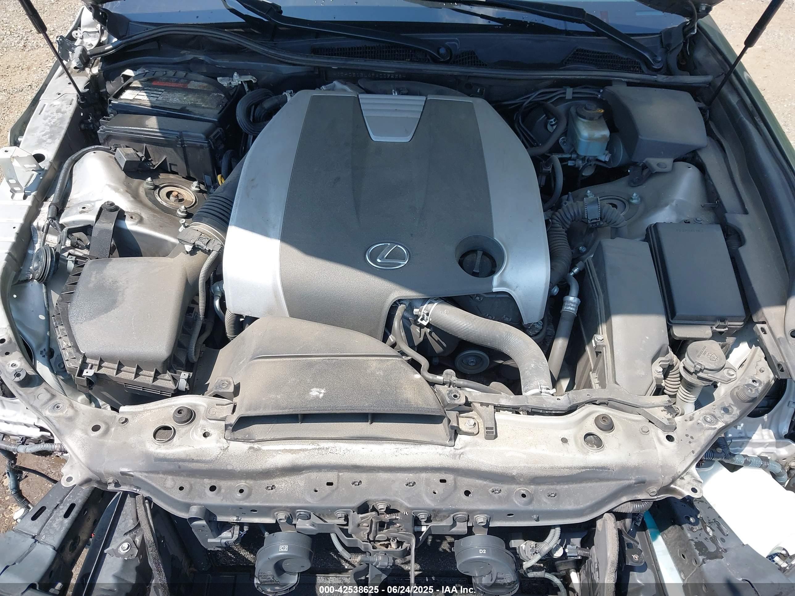 LEXUS GS image 10