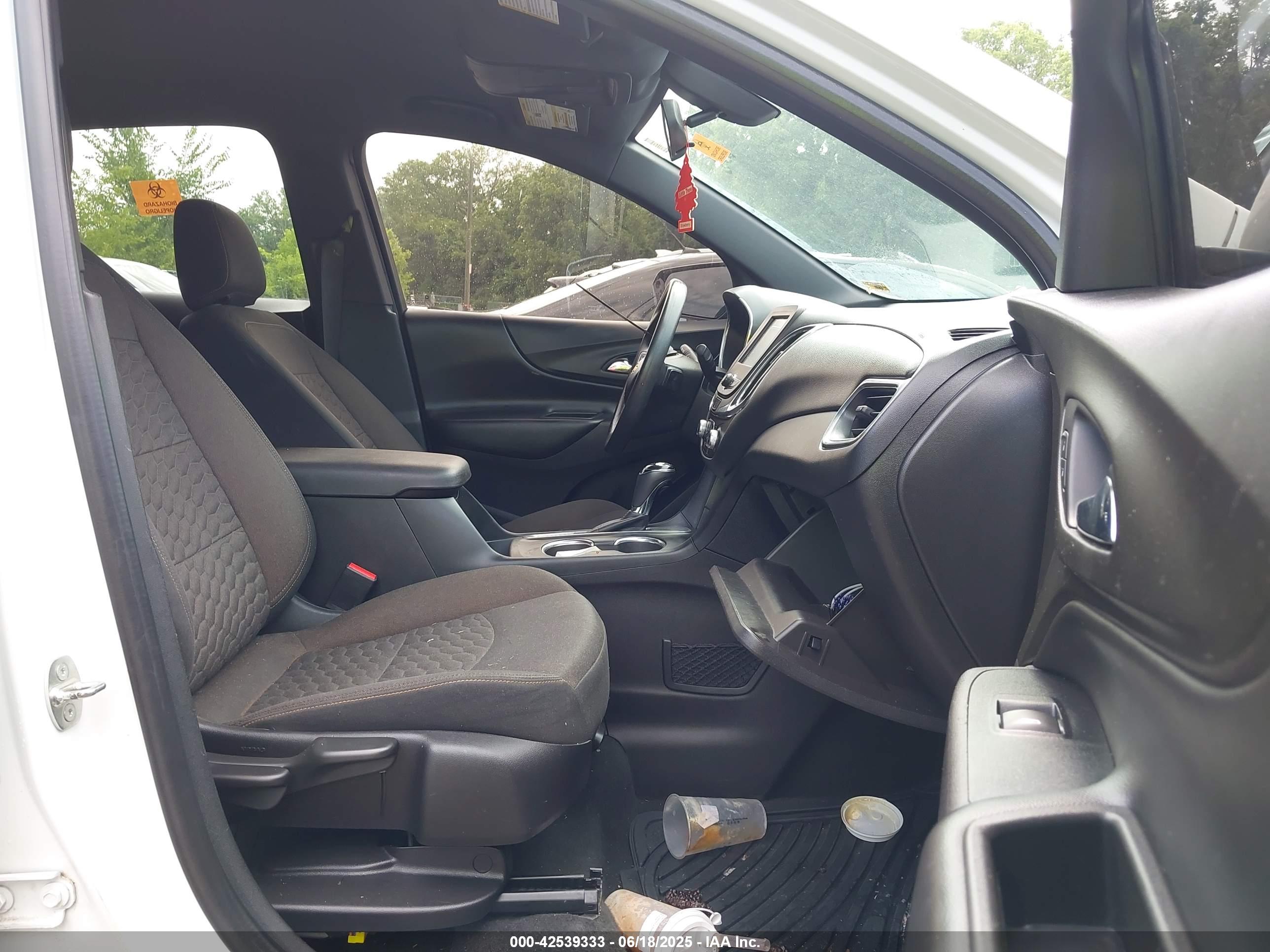 CHEVROLET EQUINOX image 5