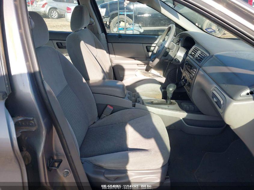 FORD TAURUS image 5
