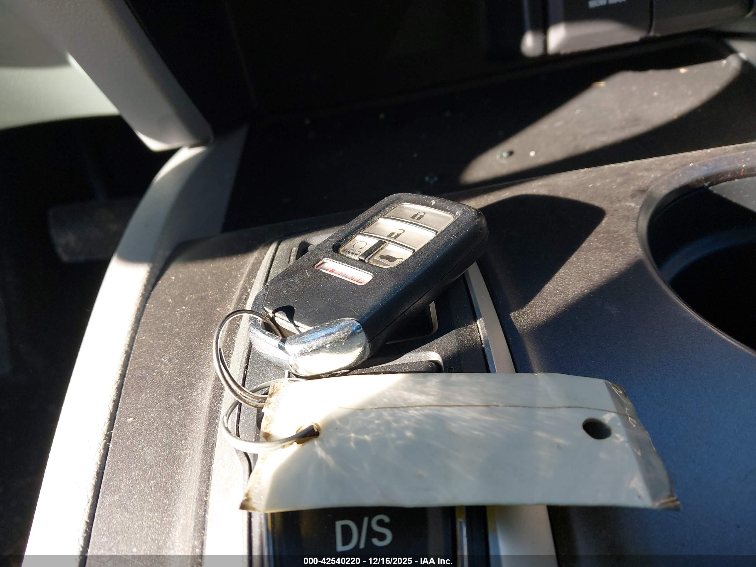 HONDA PILOT image 11