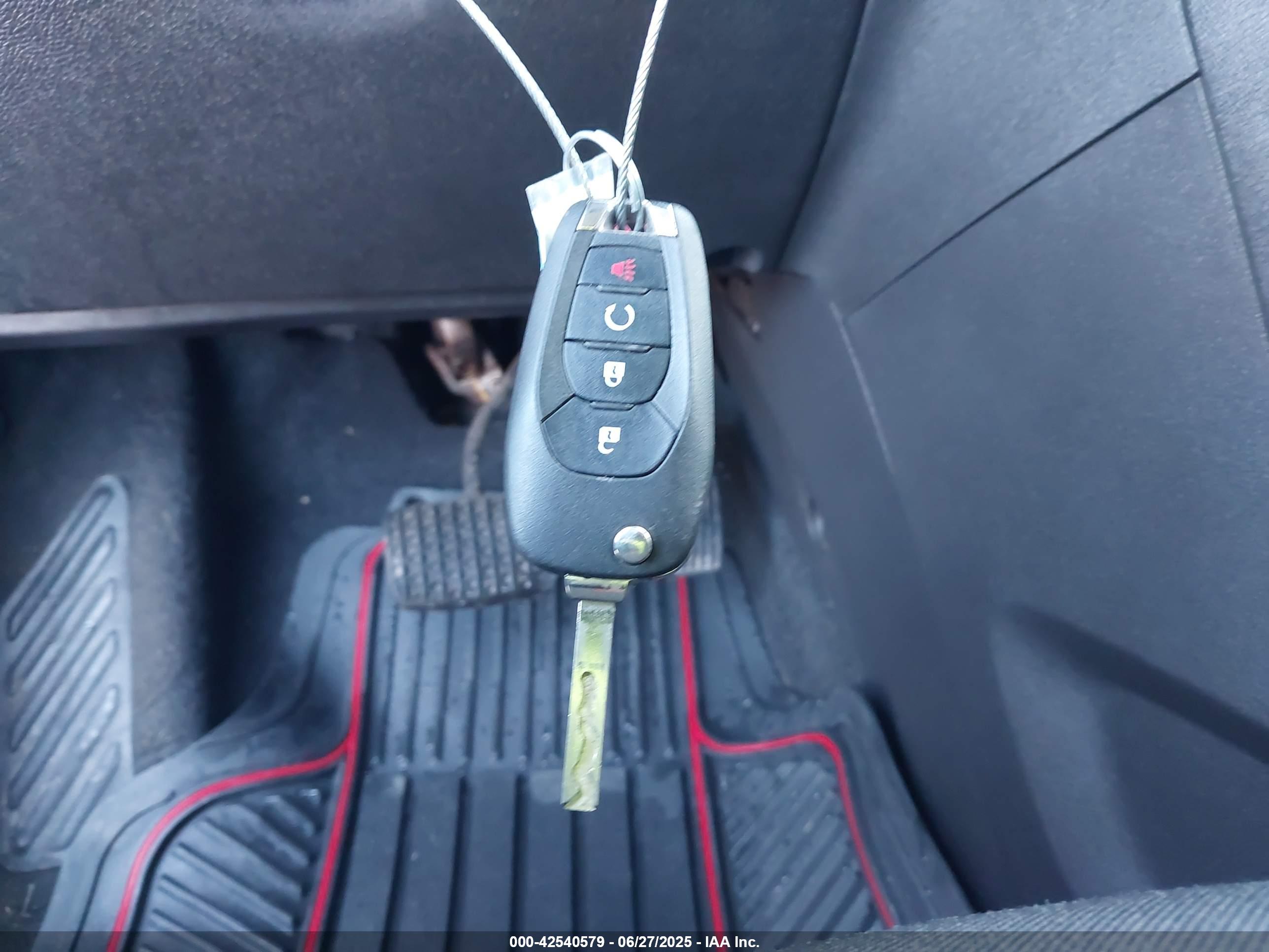 CHEVROLET TRAX image 11