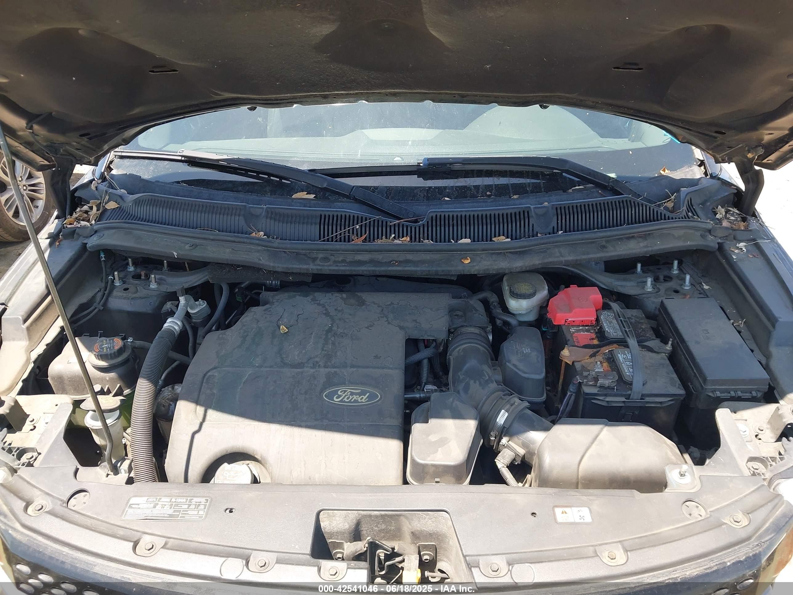 FORD EXPLORER image 10