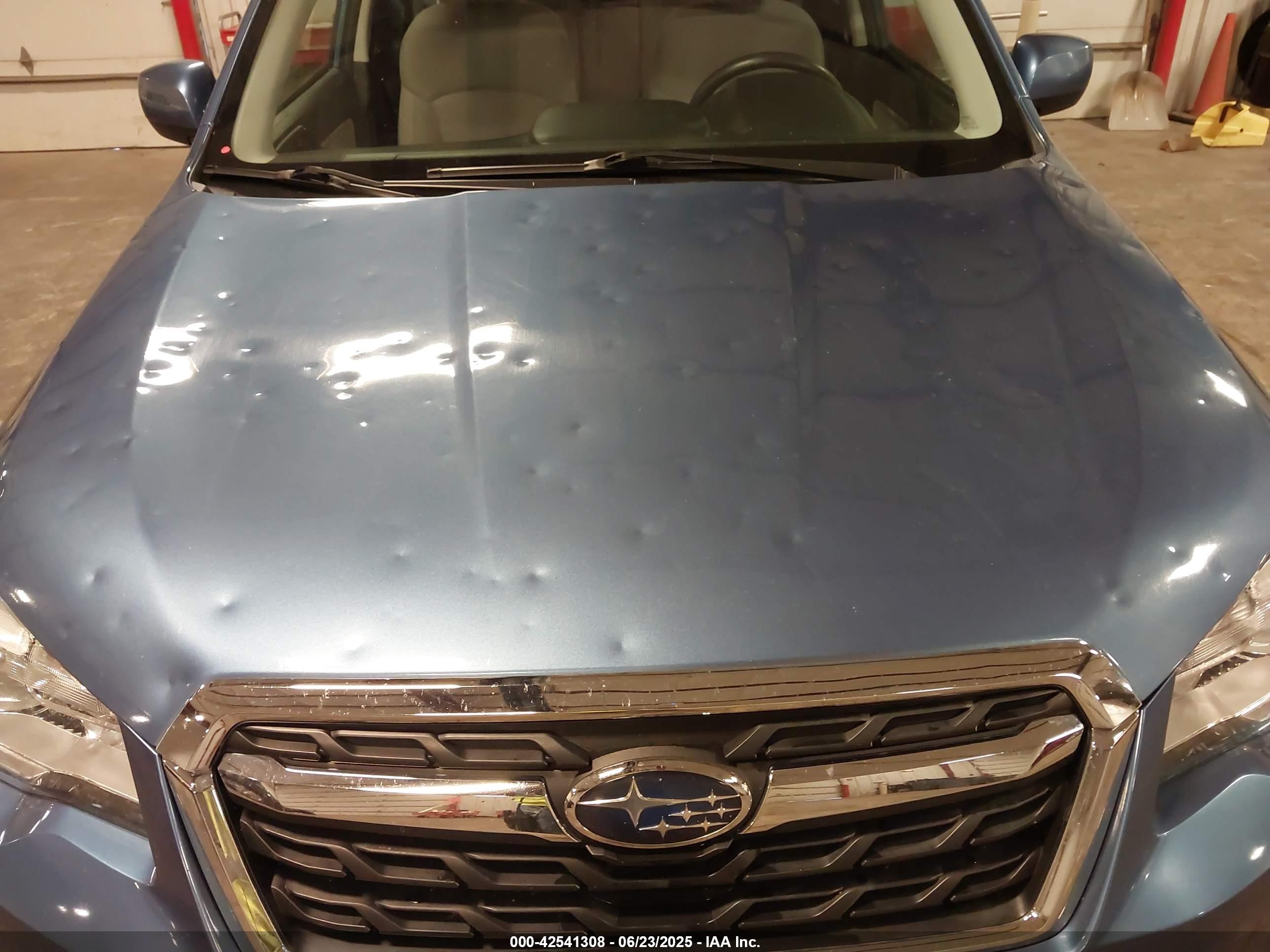 SUBARU FORESTER image 6