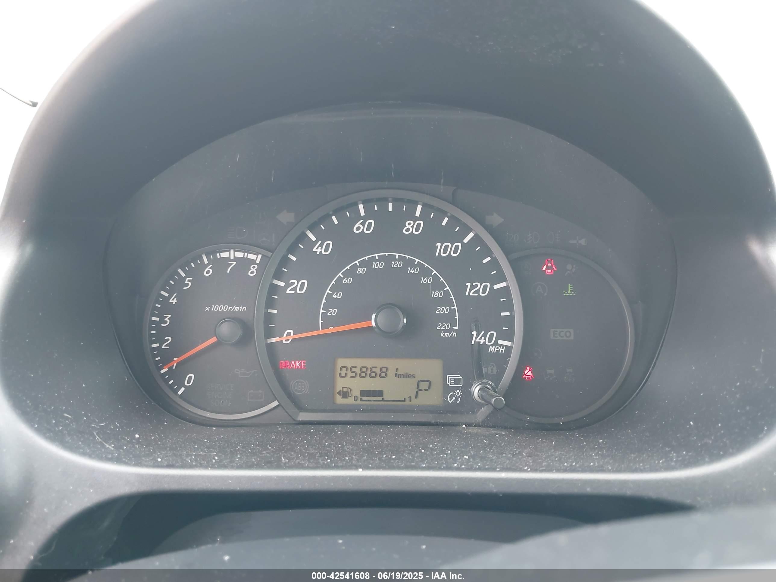 MITSUBISHI MIRAGE image 7