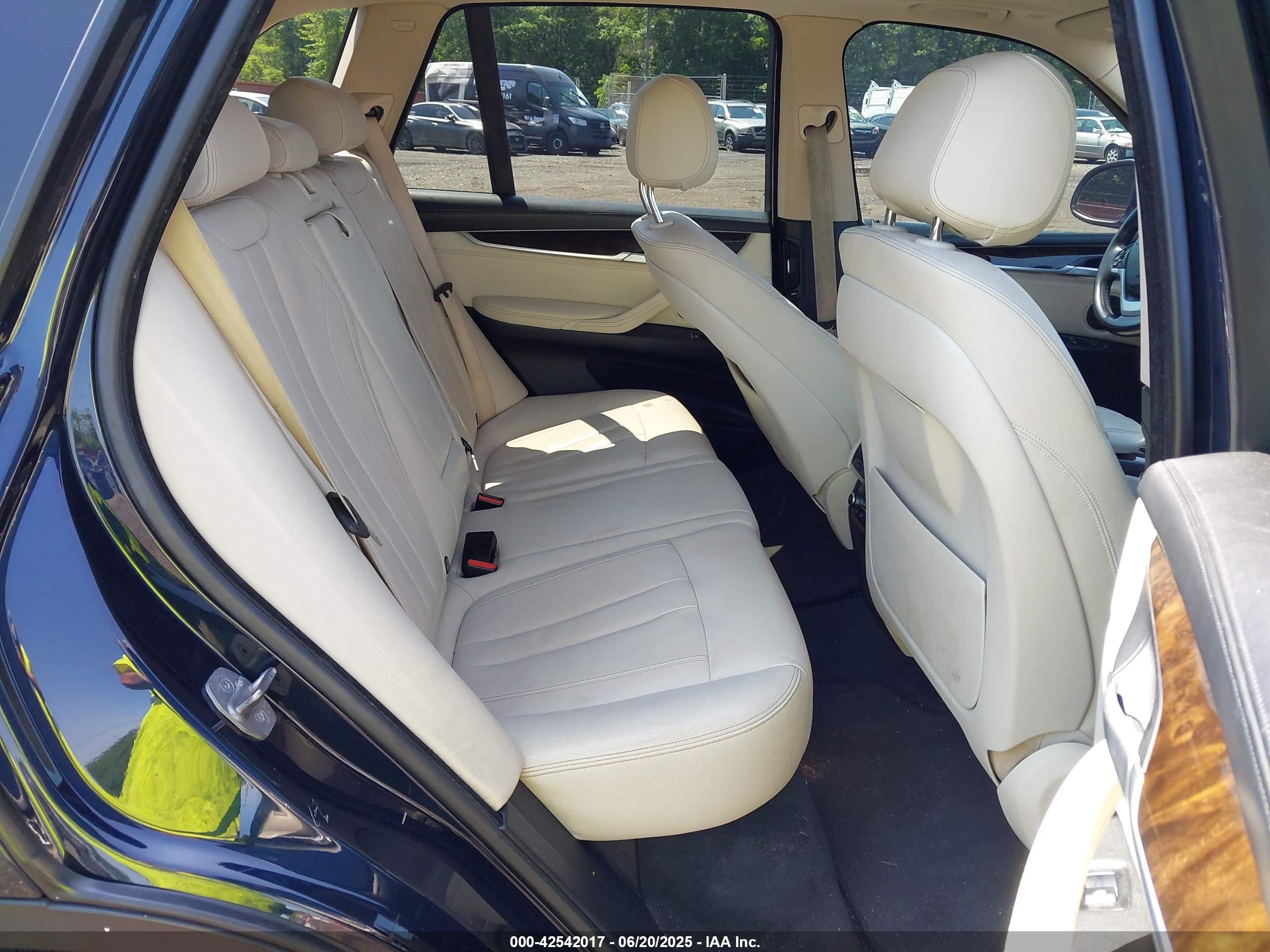 BMW X5 image 8