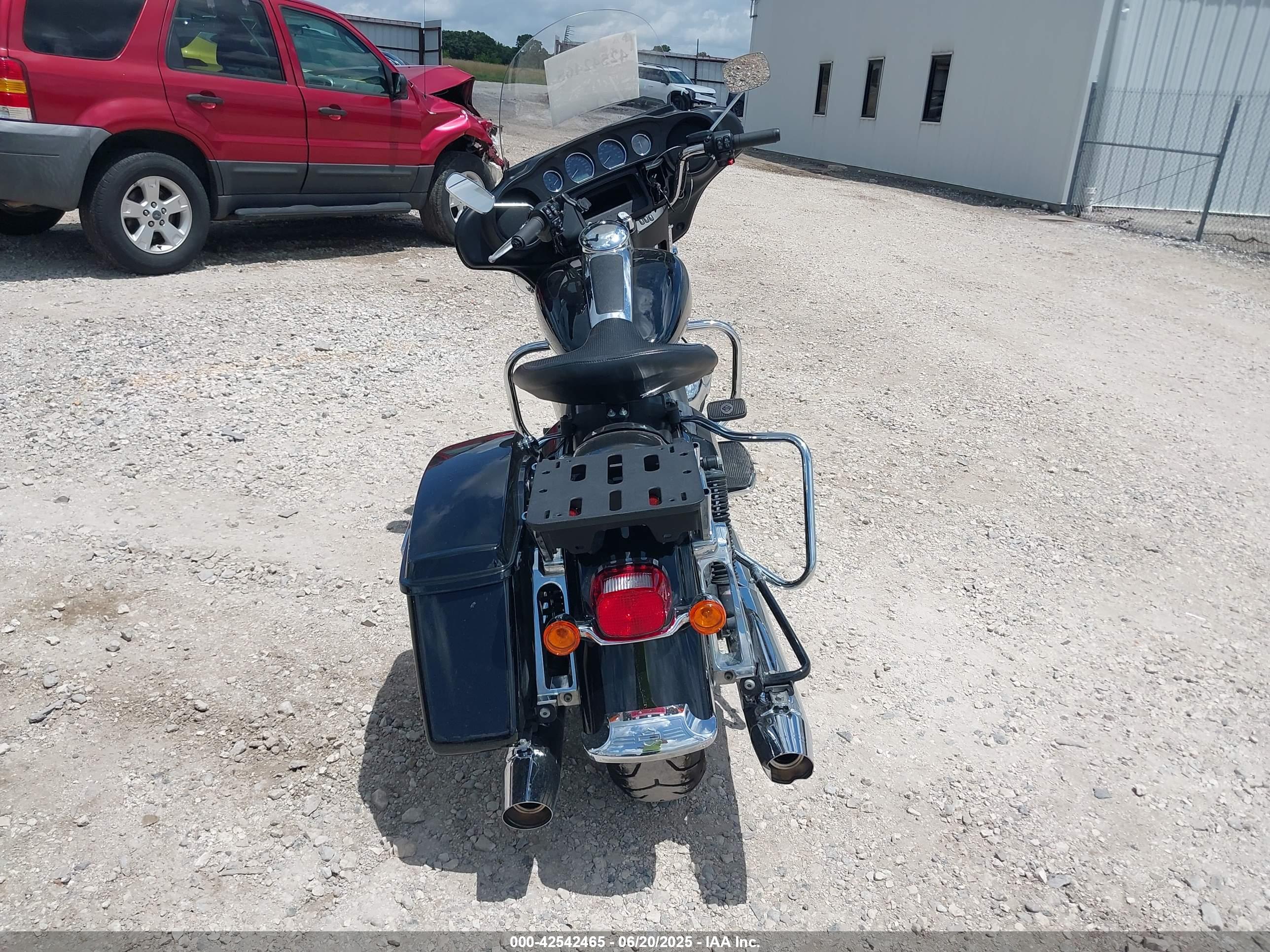 HARLEY-DAVIDSON FLHTP image 6
