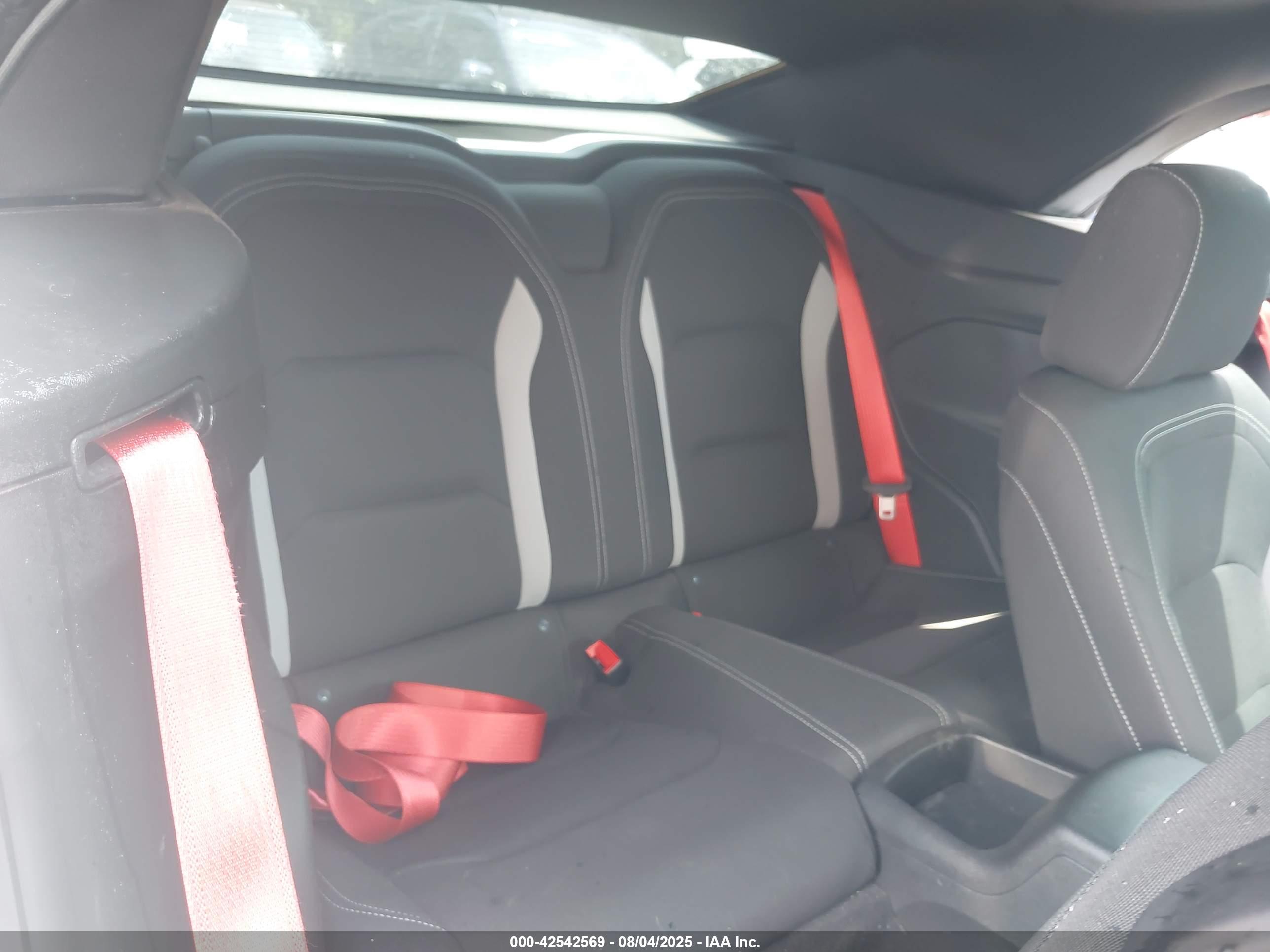 CHEVROLET CAMARO image 8