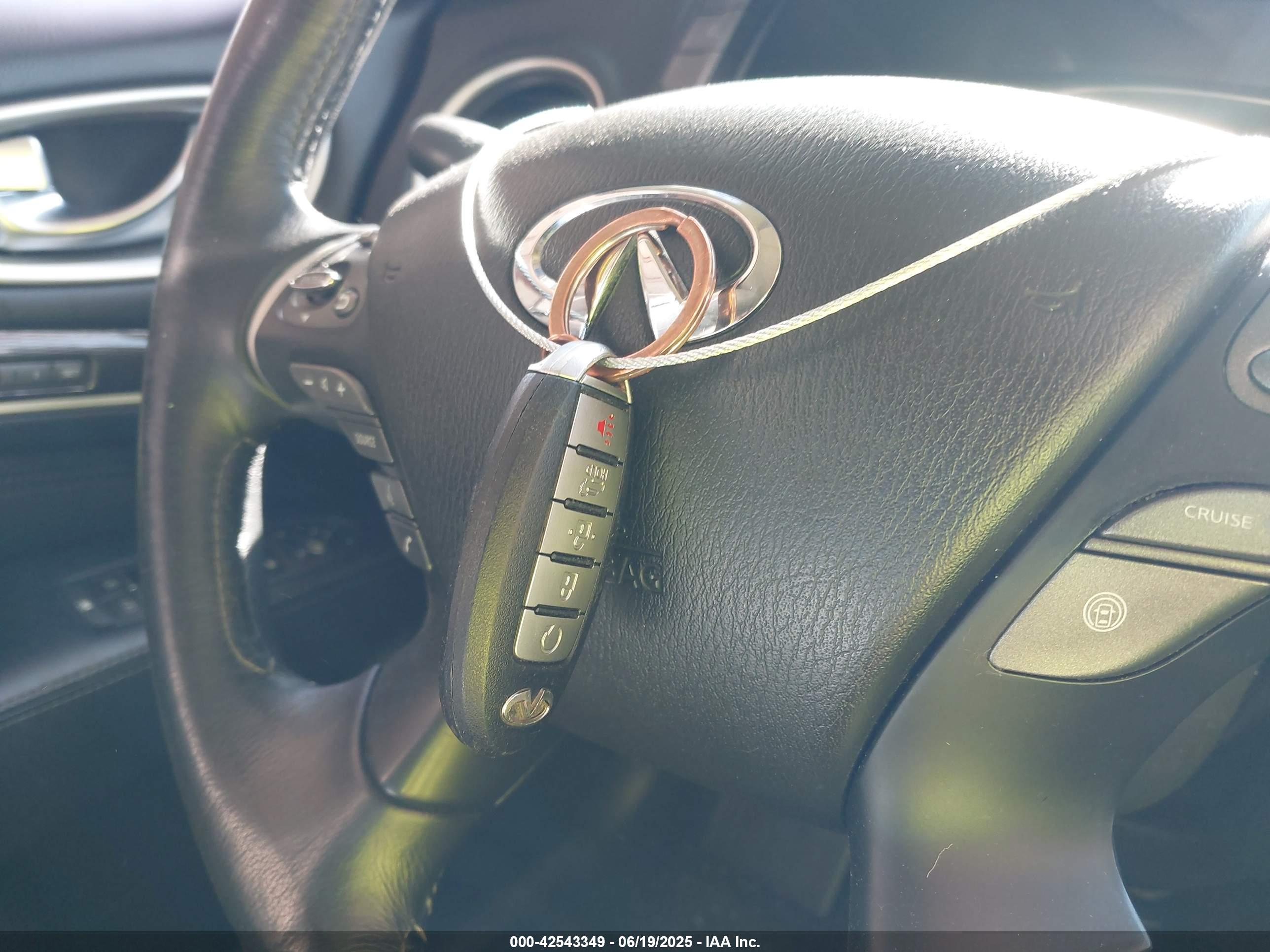 INFINITI QX60 image 11