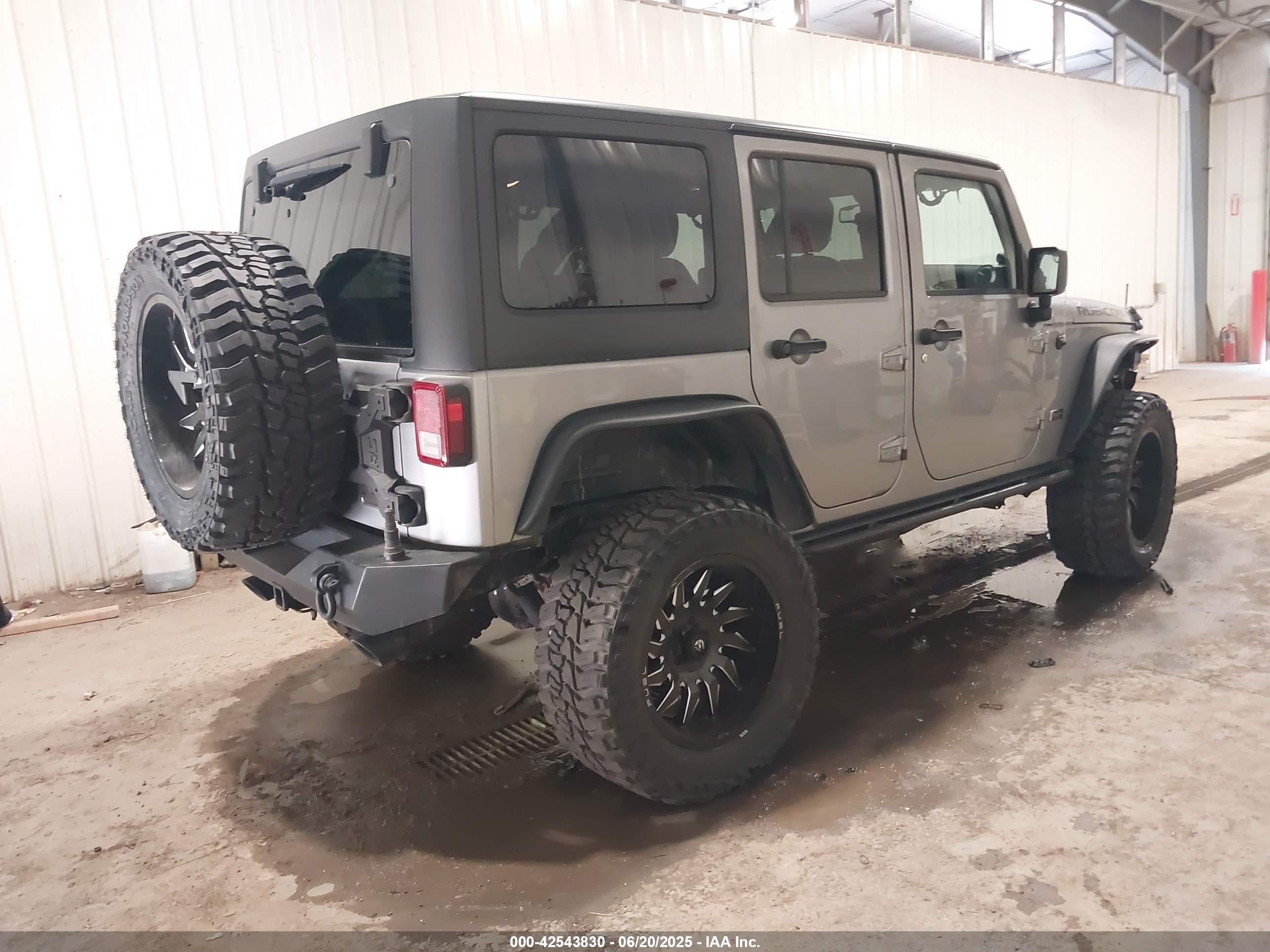 JEEP WRANGLER image 4