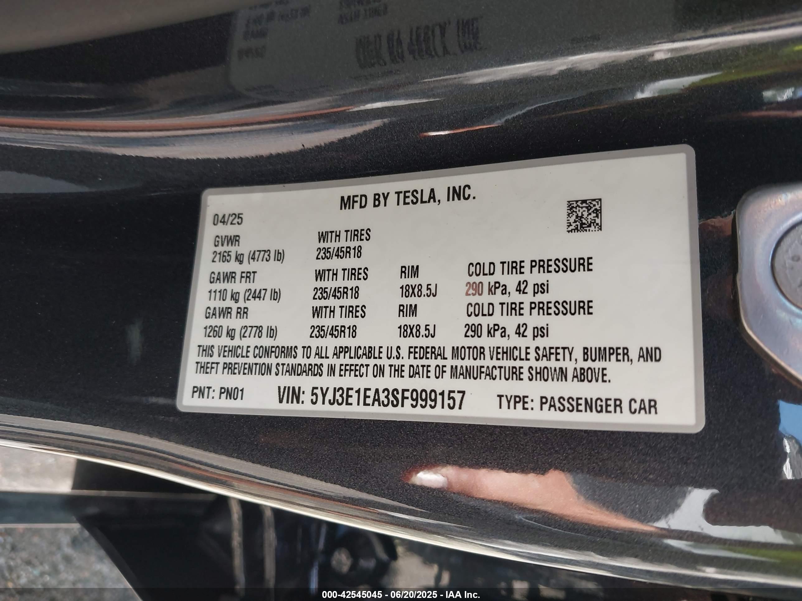 TESLA MODEL image 9