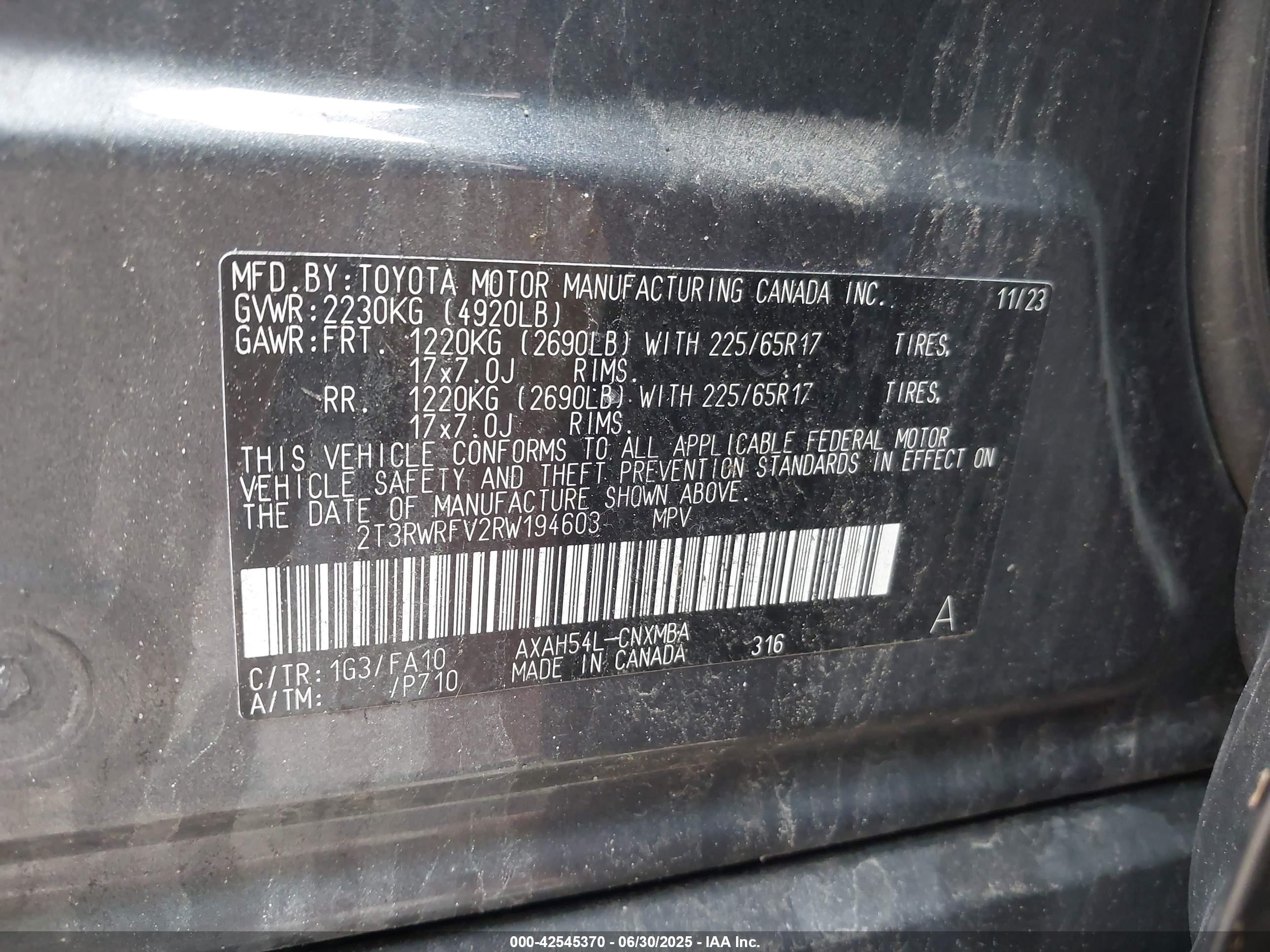 TOYOTA RAV4 image 9