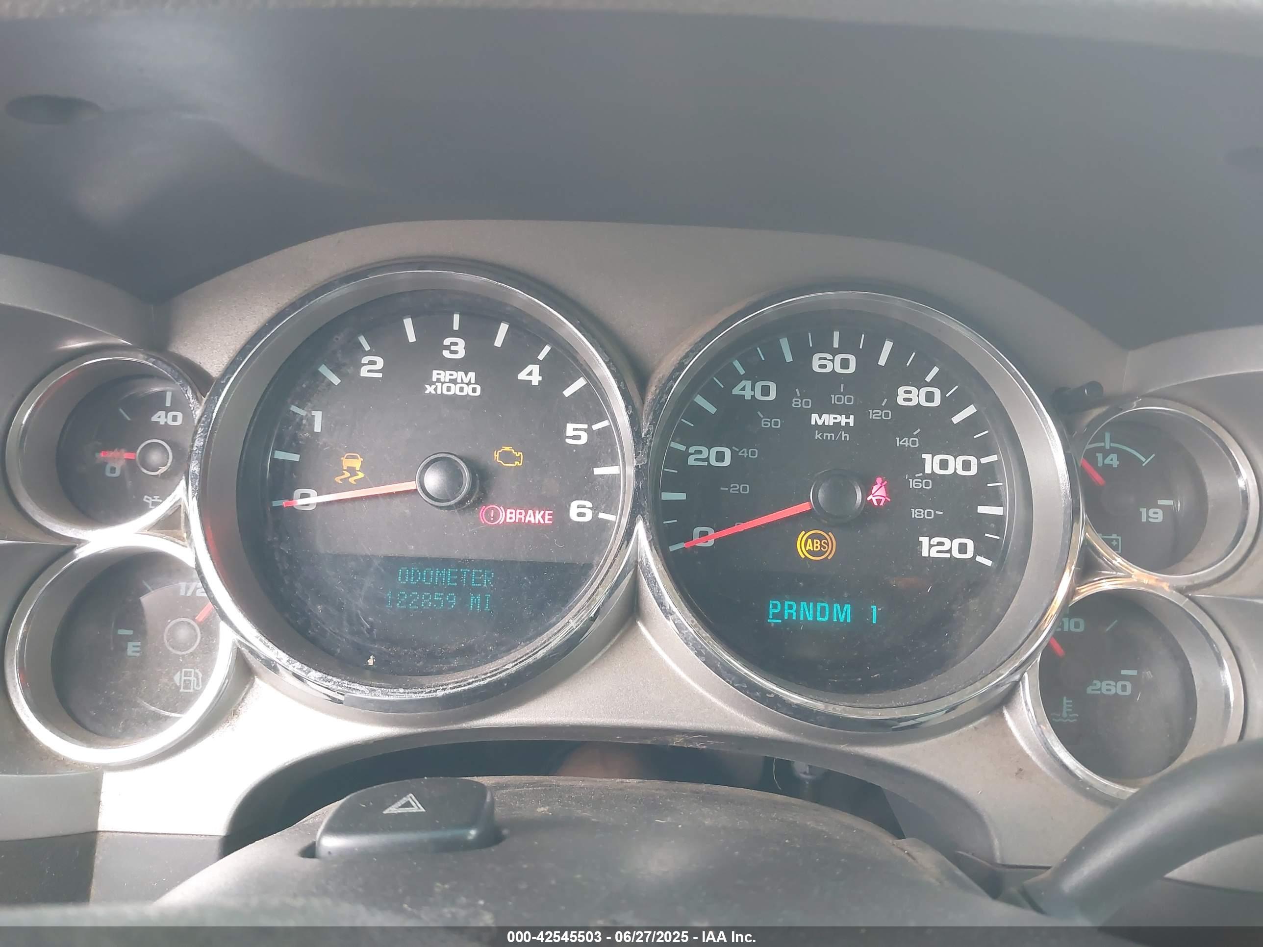 CHEVROLET SILVERADO image 7