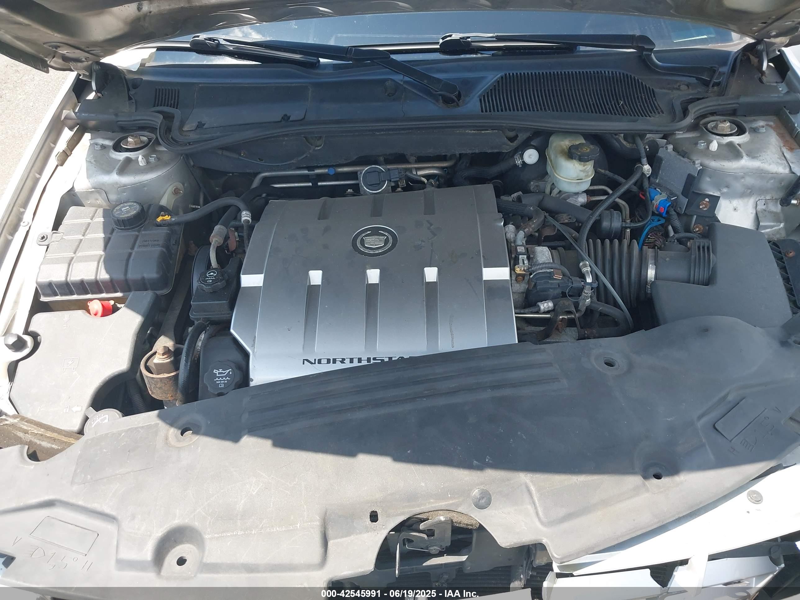 CADILLAC DTS image 10