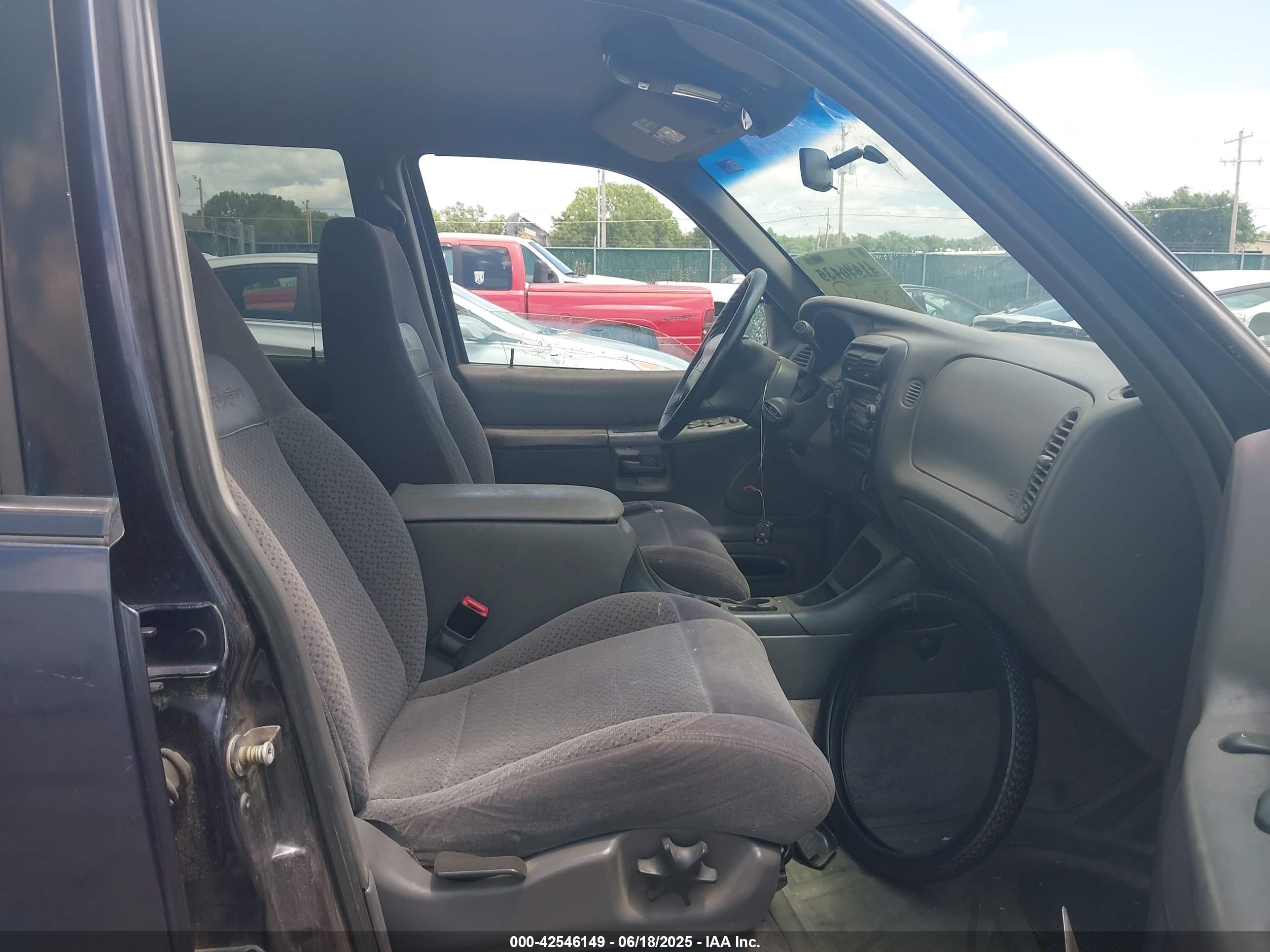 MERCURY MOUNTAINEER image 5