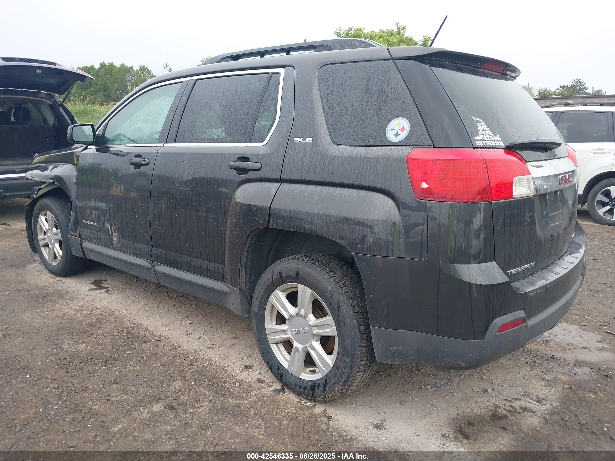 GMC TERRAIN image 3