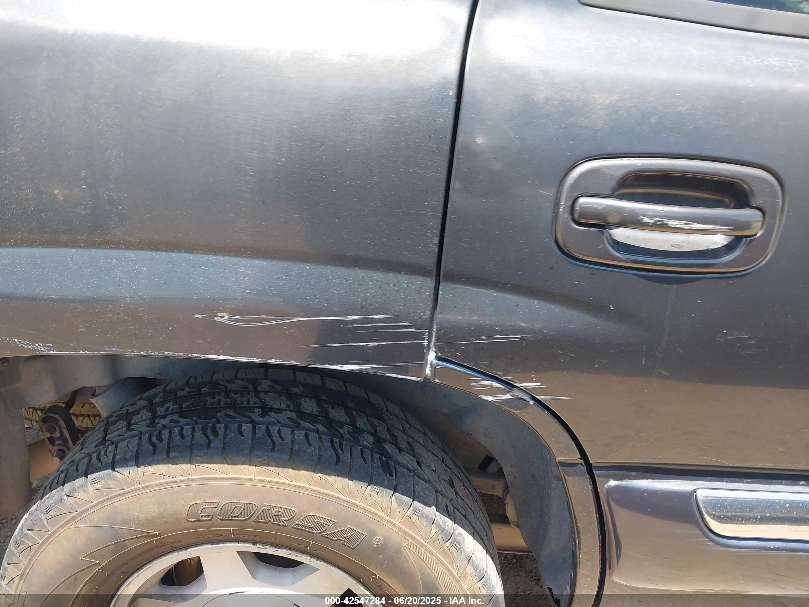GMC YUKON image 6