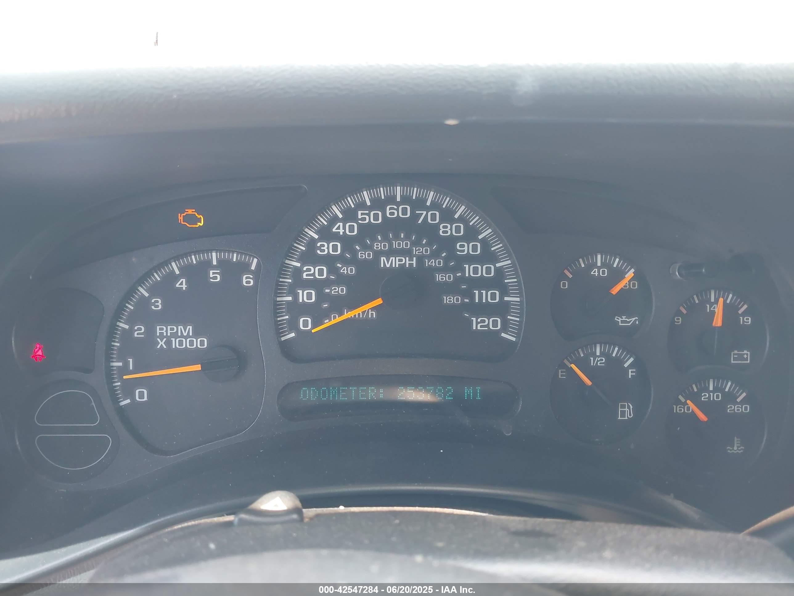 GMC YUKON image 7