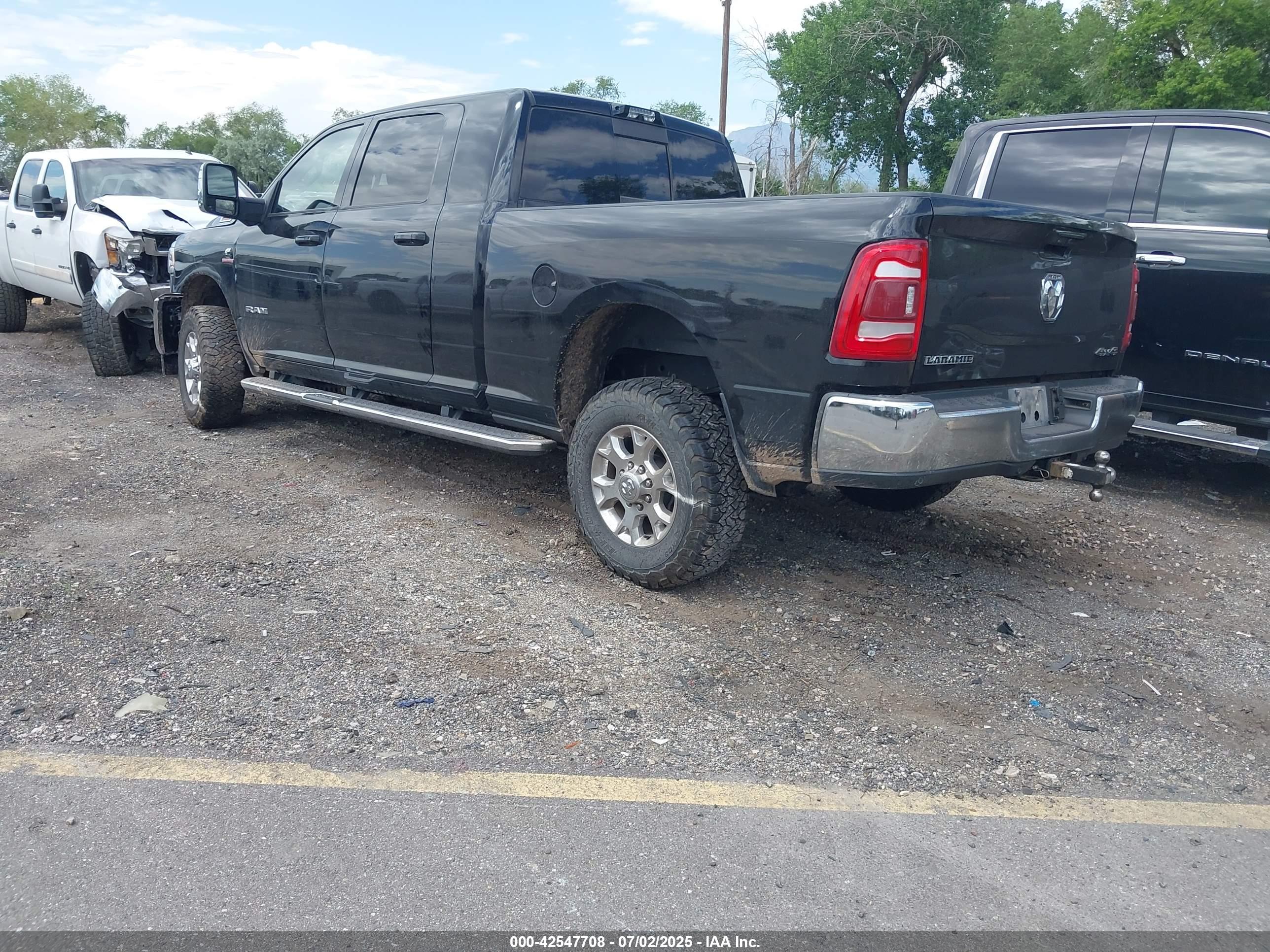 RAM 3500 image 3