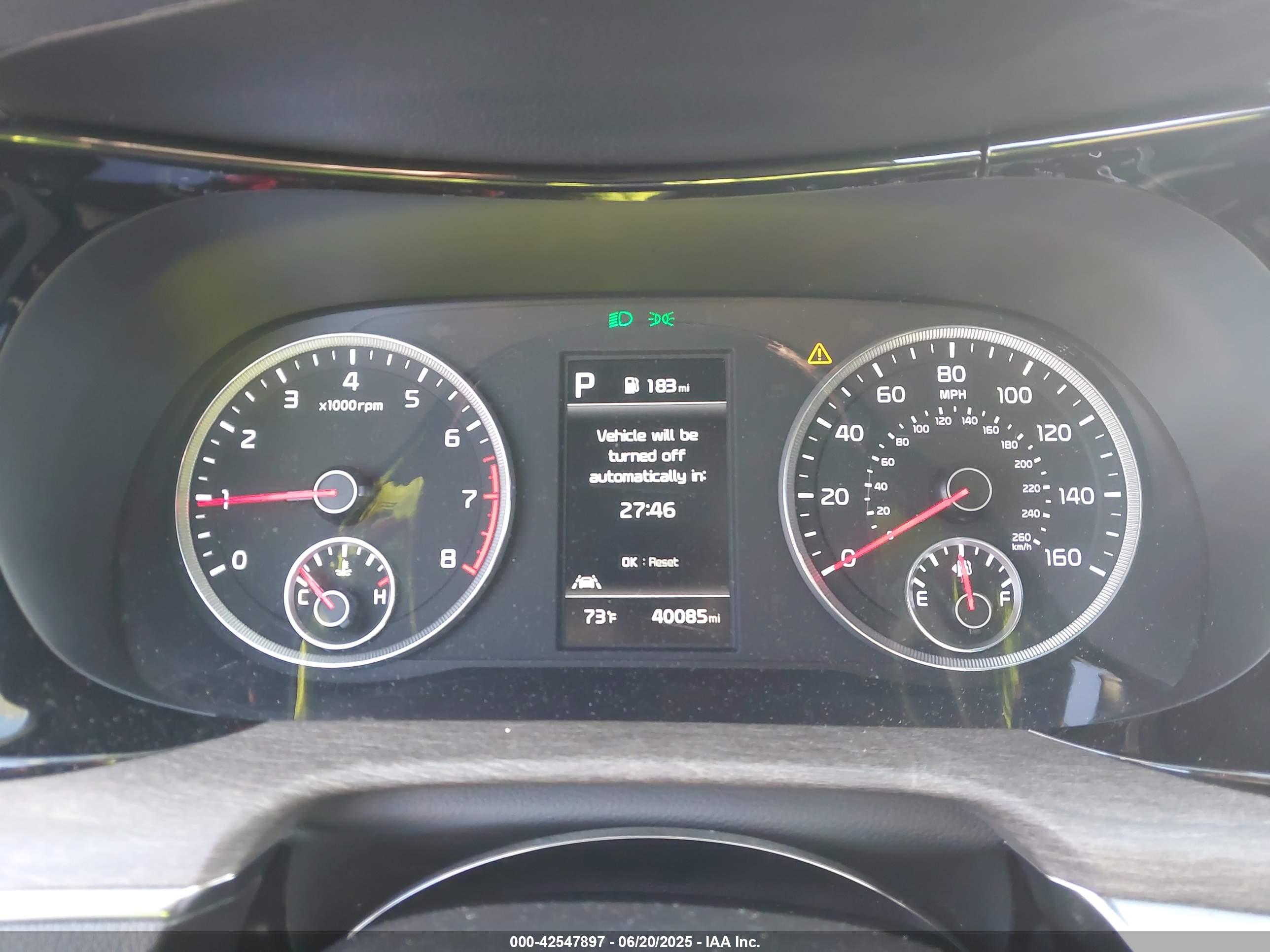 KIA K5 image 7