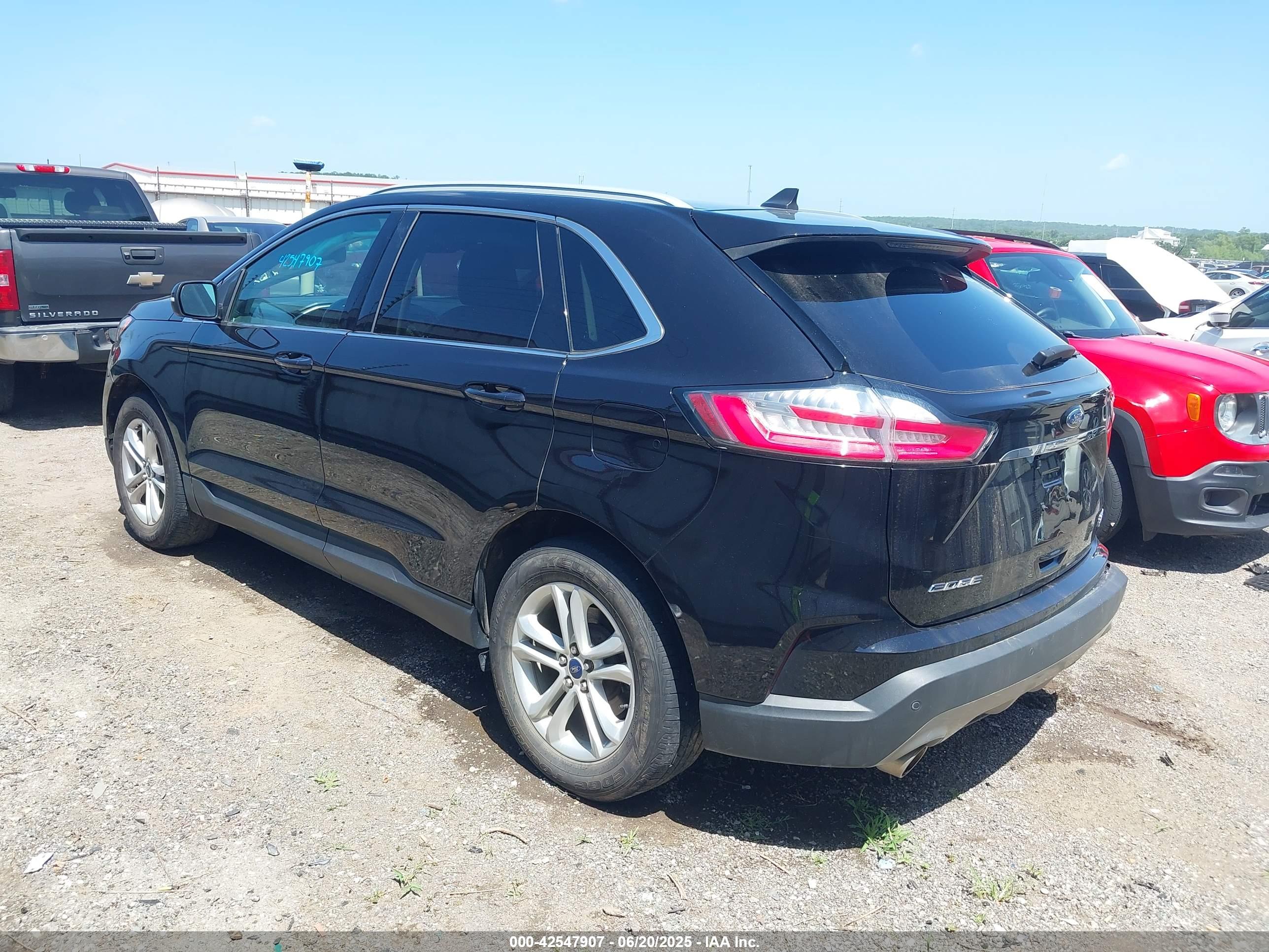 FORD EDGE image 3