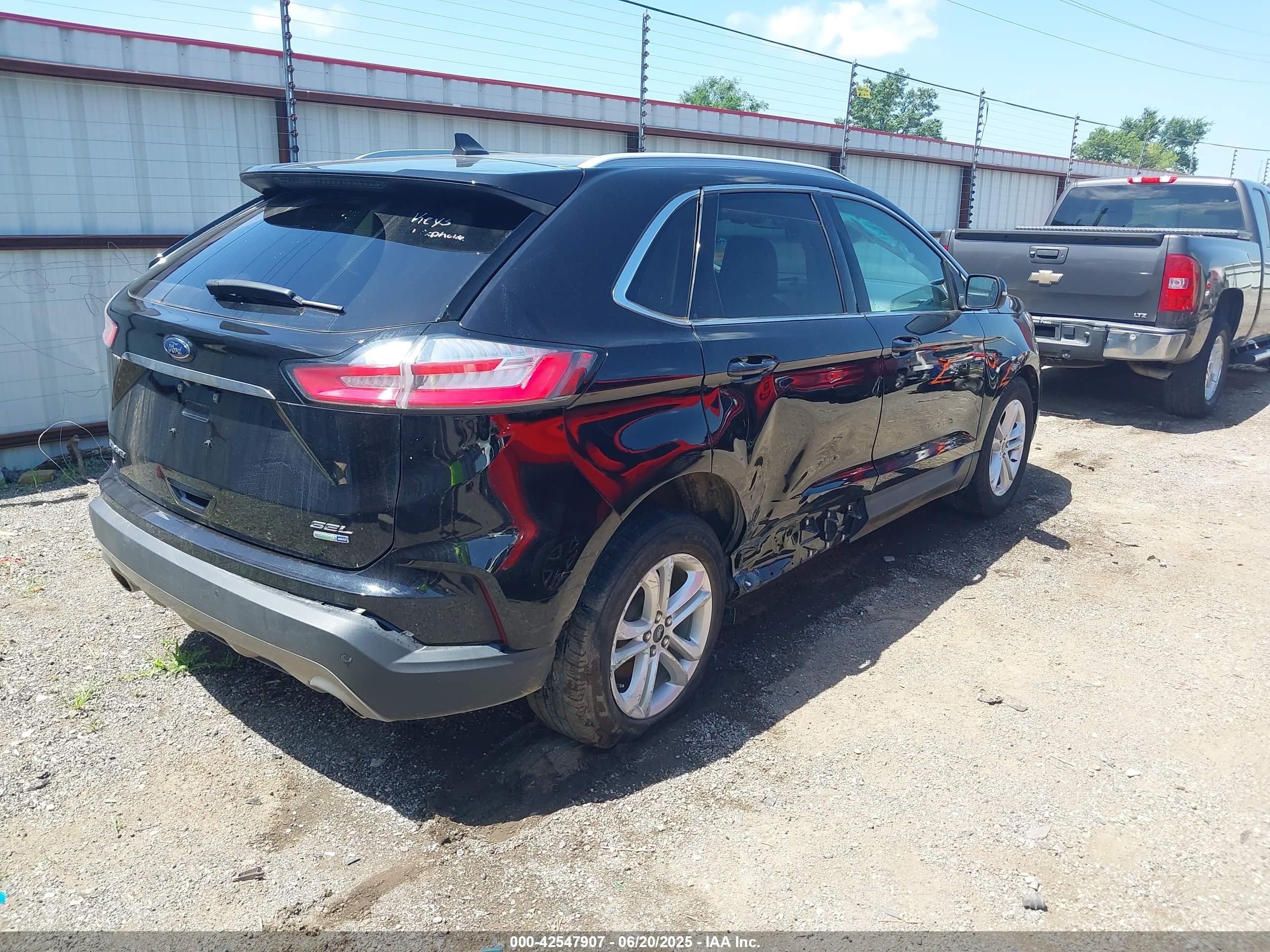 FORD EDGE image 4