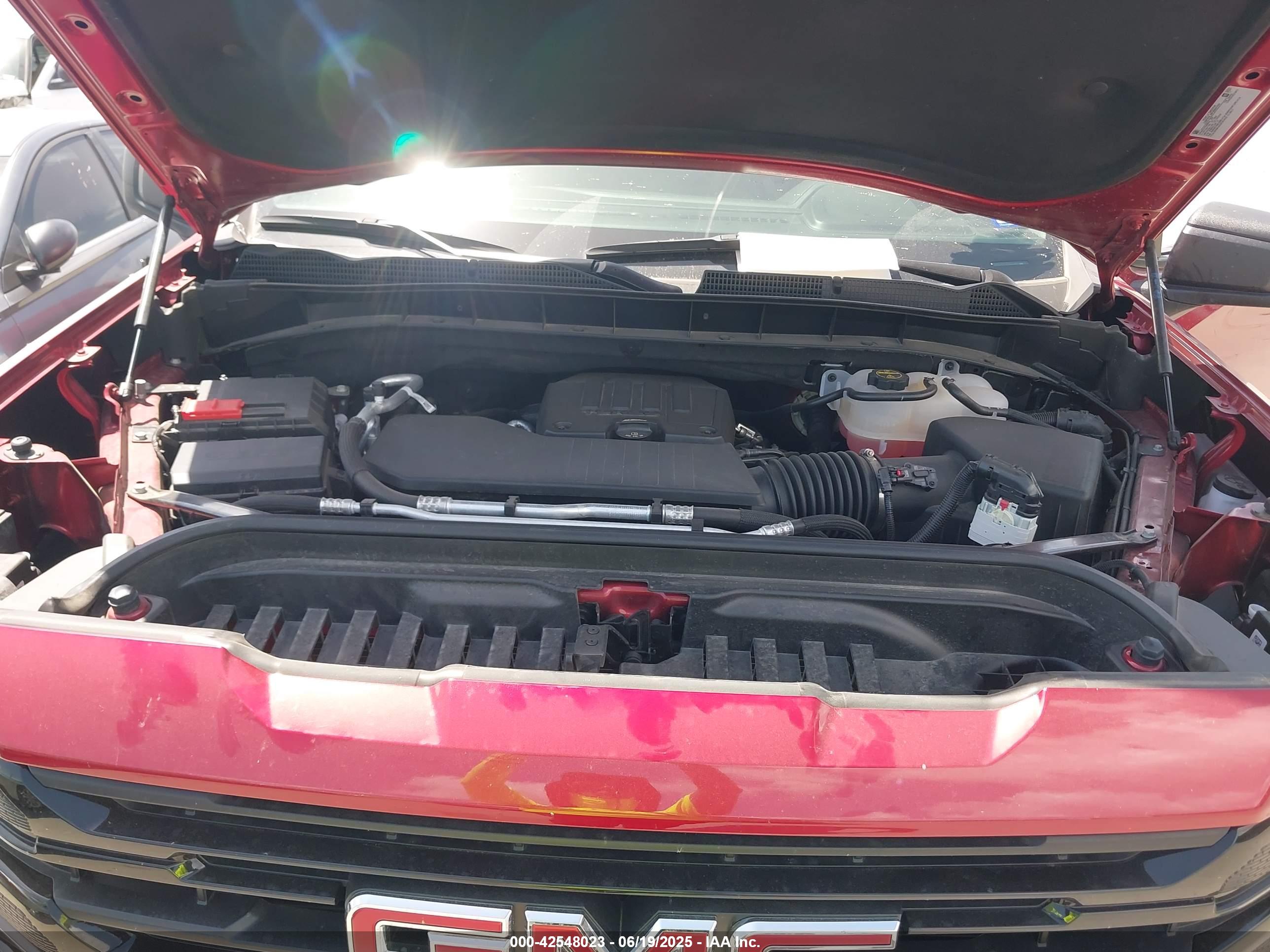 GMC SIERRA image 10
