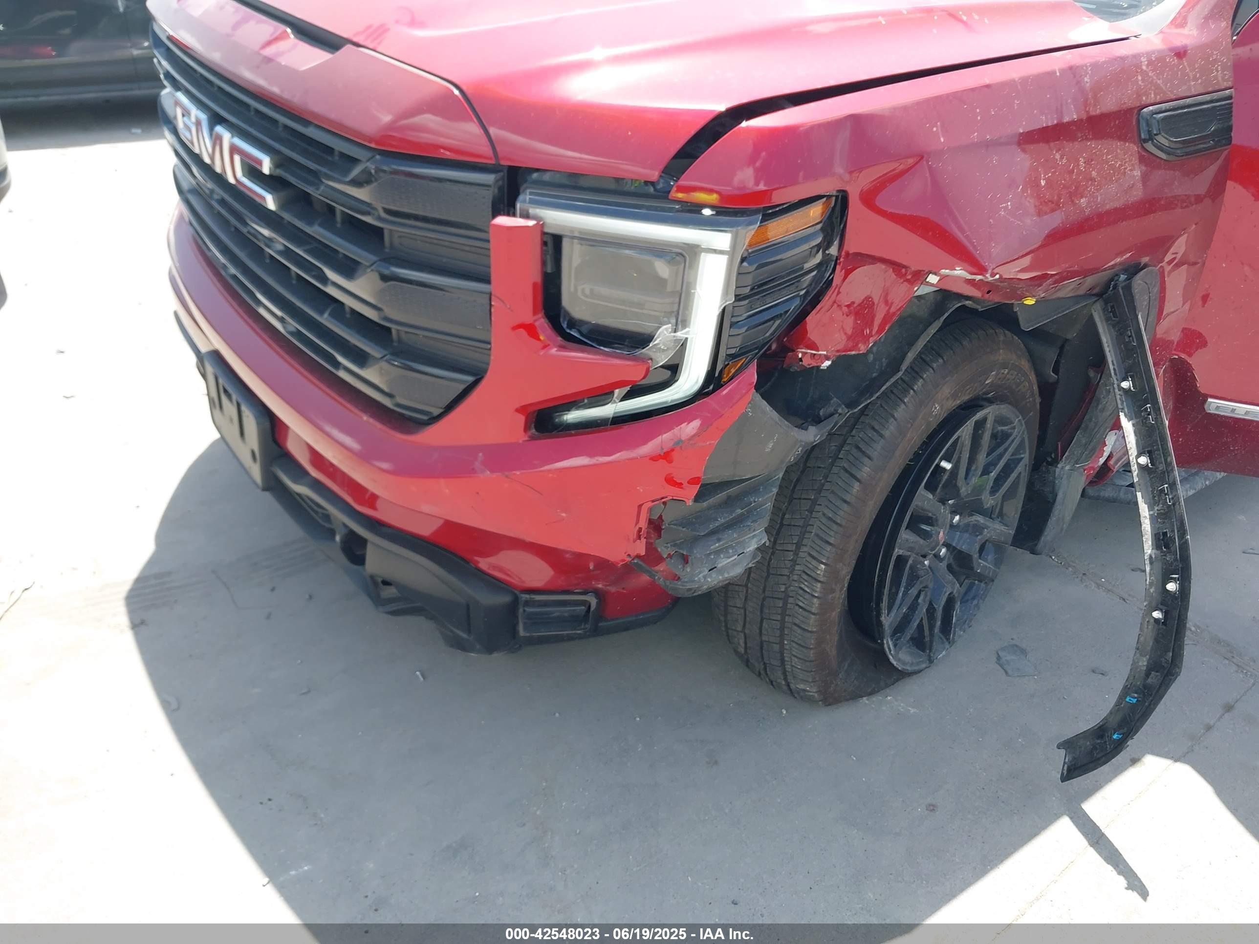 GMC SIERRA image 6