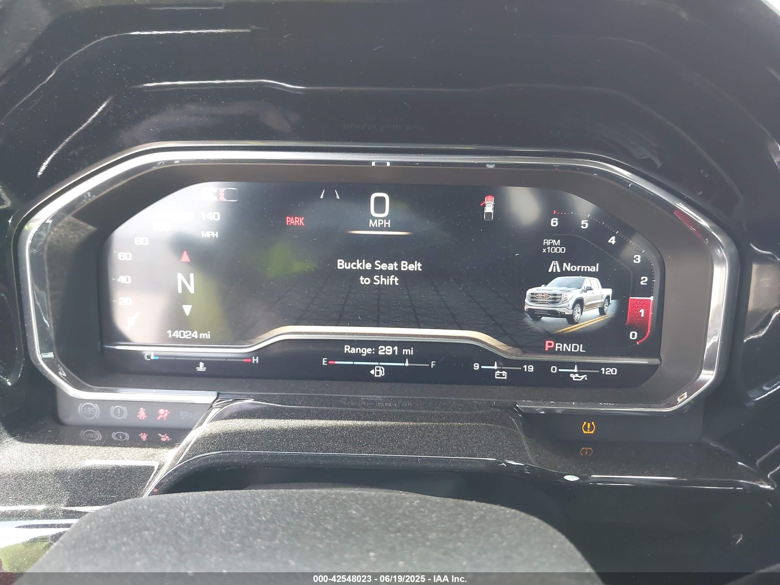 GMC SIERRA image 7