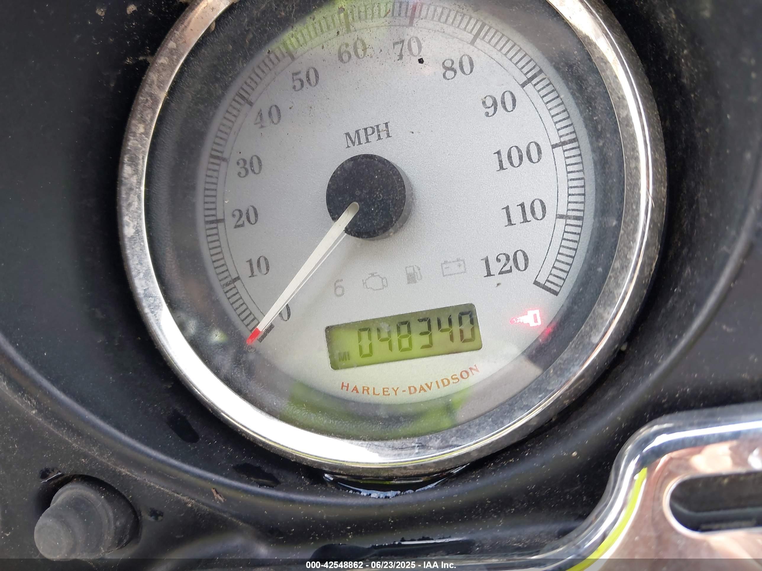 HARLEY-DAVIDSON FLHTCU image 7