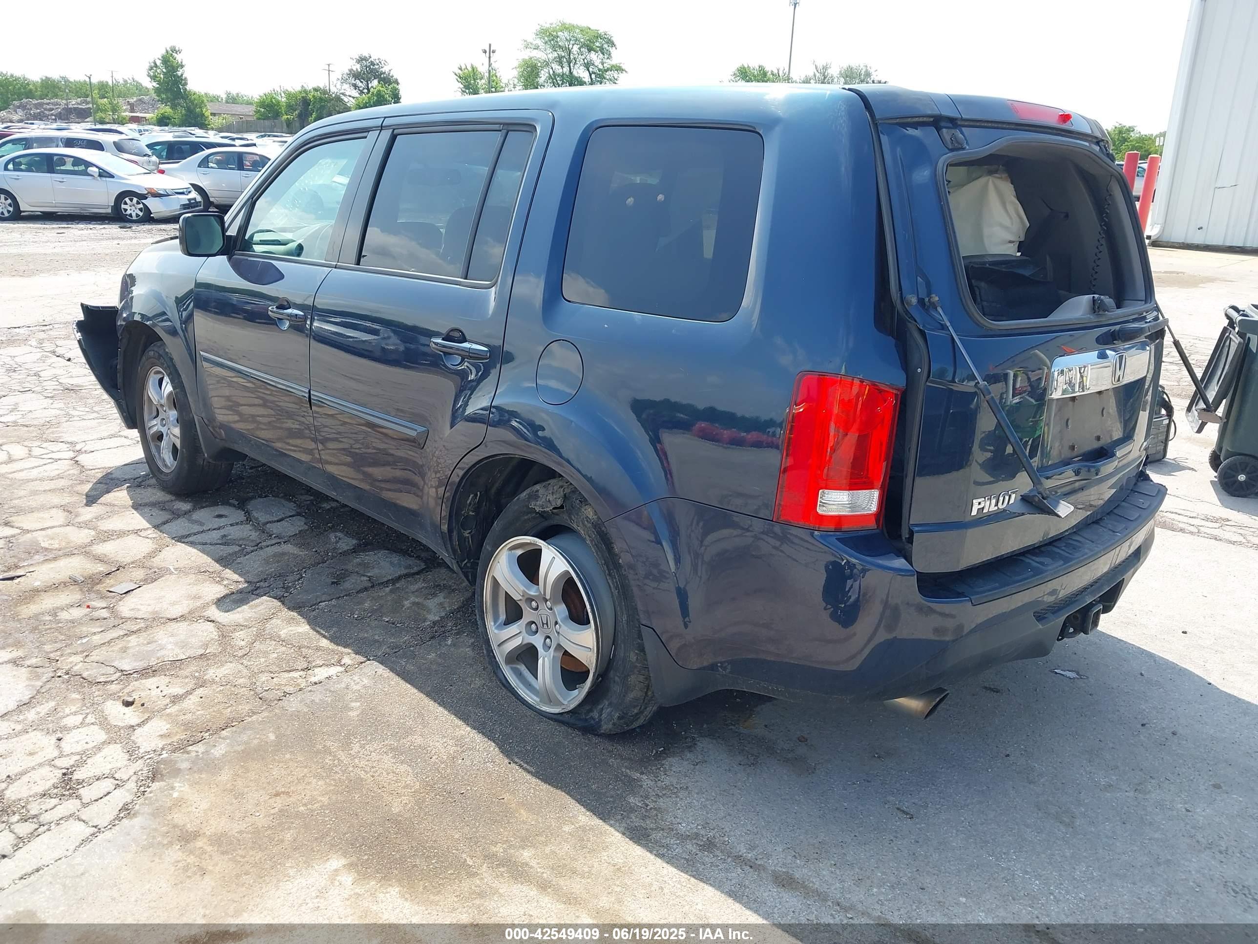 HONDA PILOT image 3