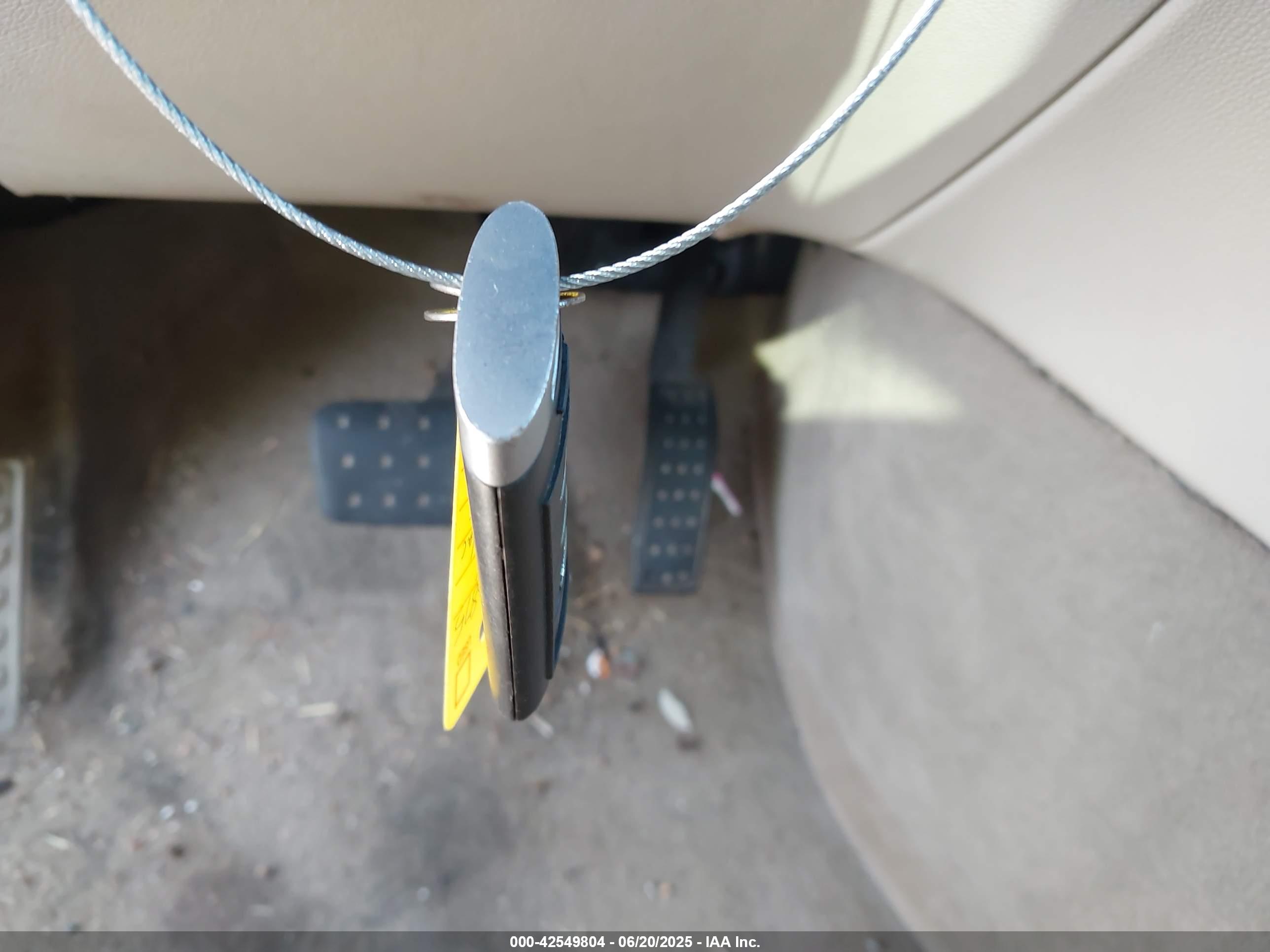 CADILLAC SRX image 11