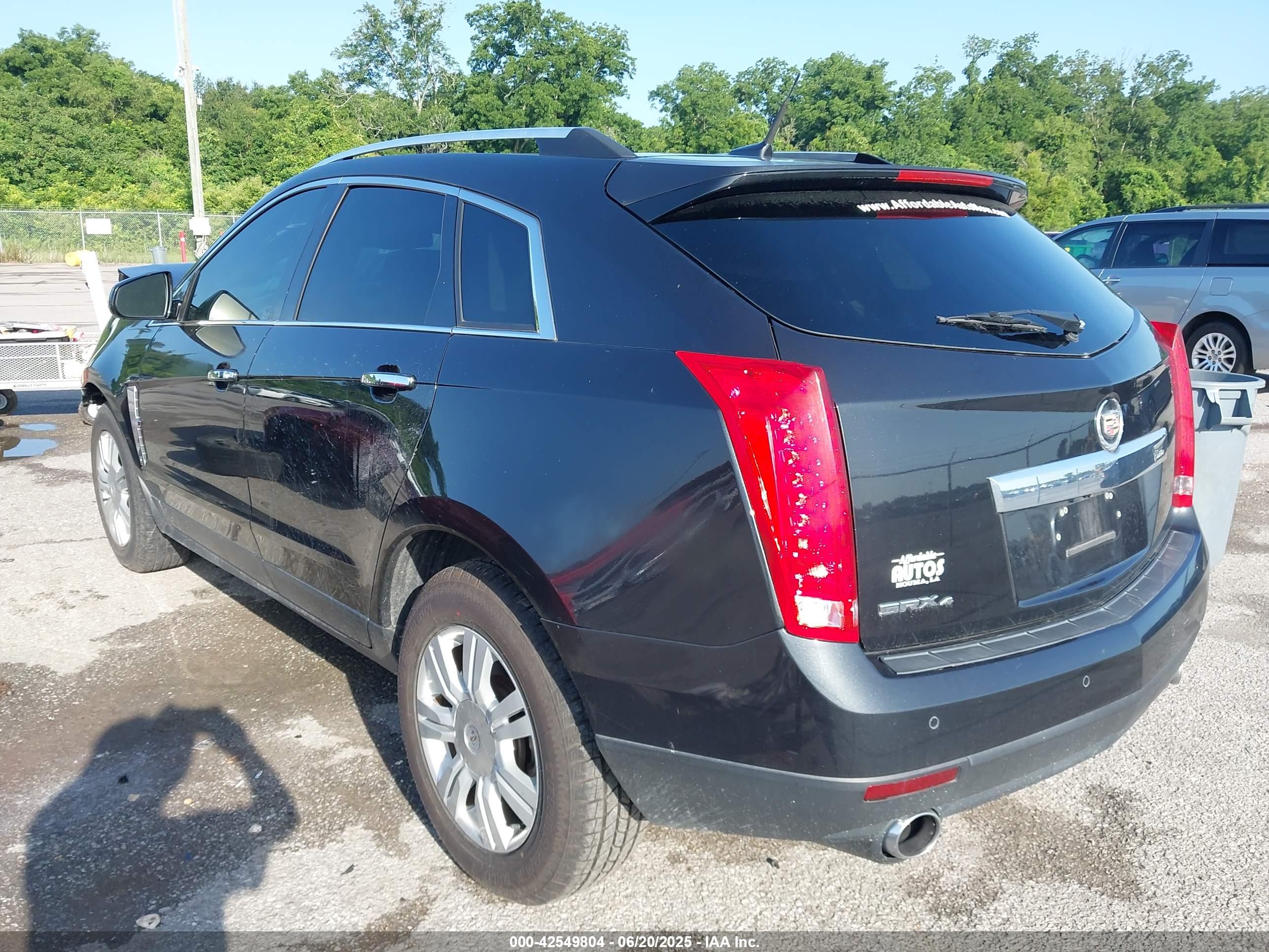 CADILLAC SRX image 3
