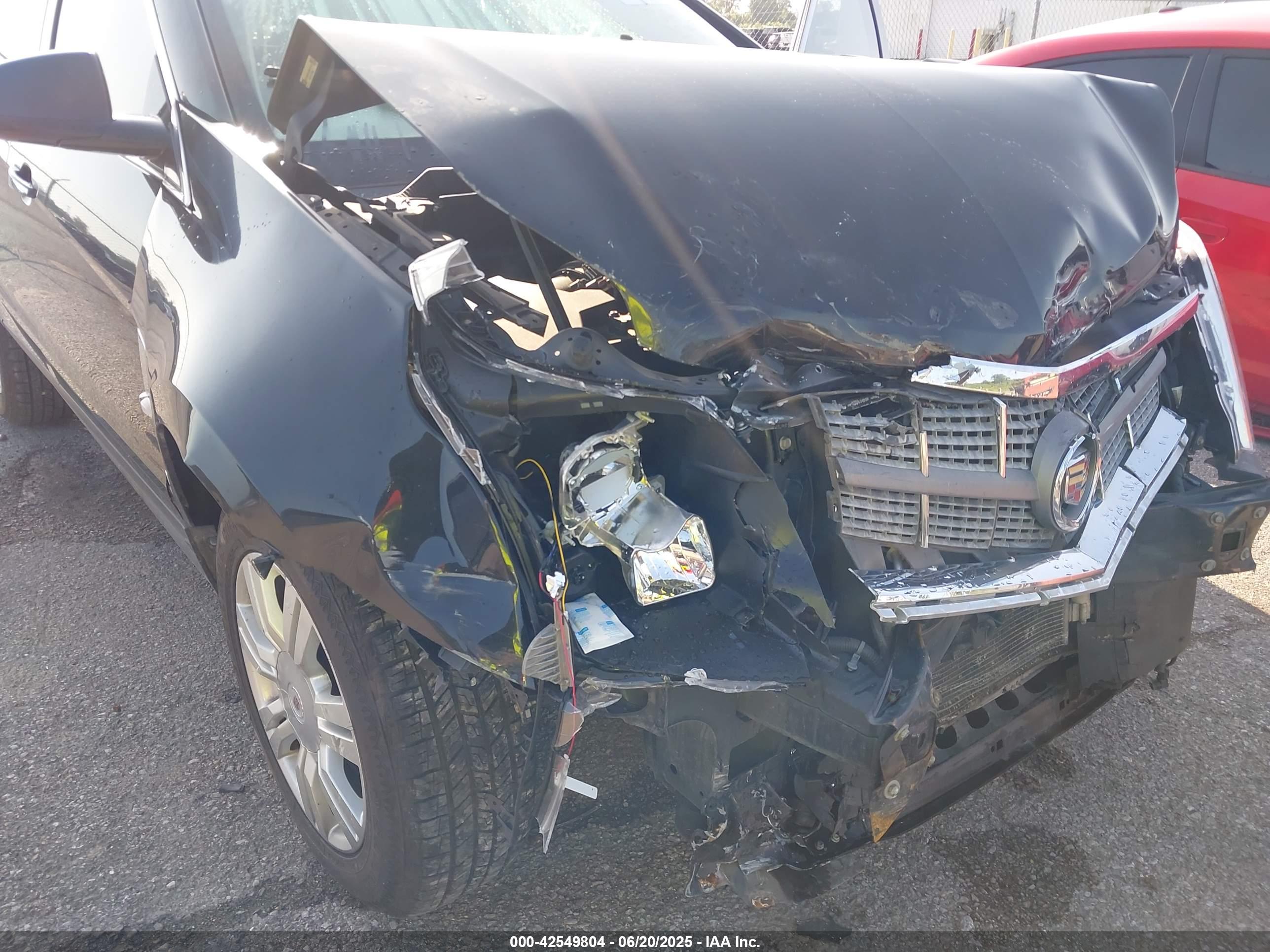 CADILLAC SRX image 6