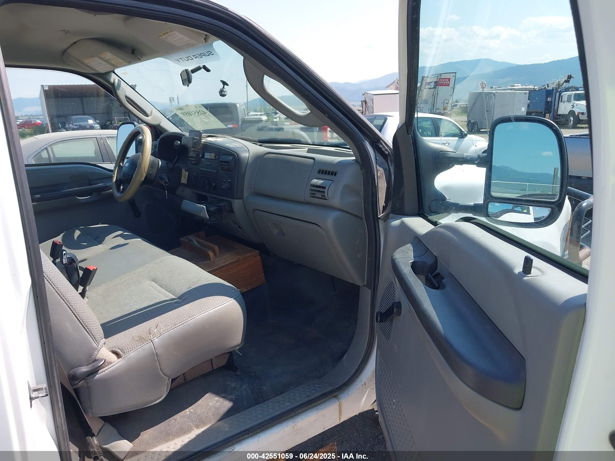 FORD F-350 image 5