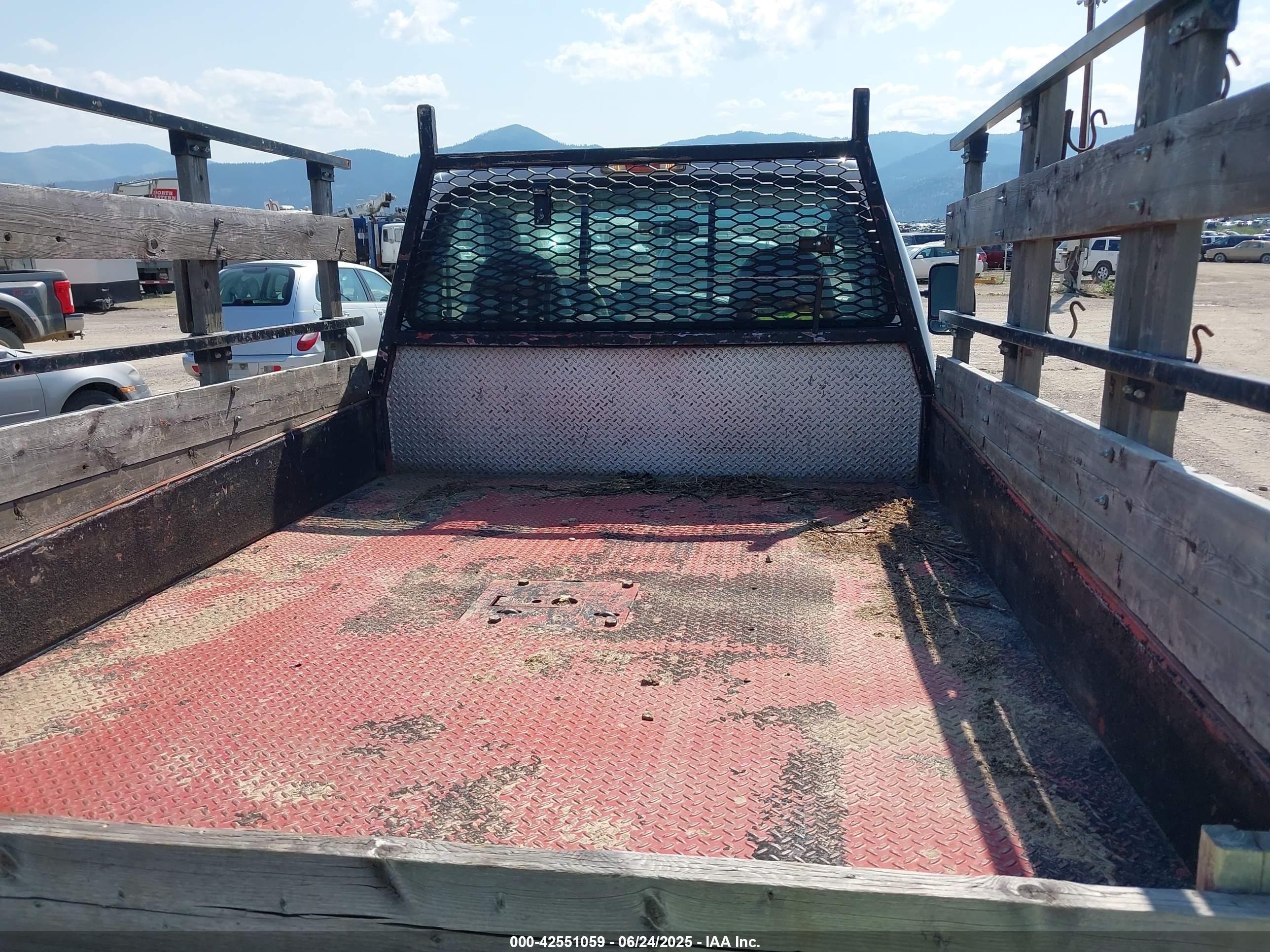 FORD F-350 image 8