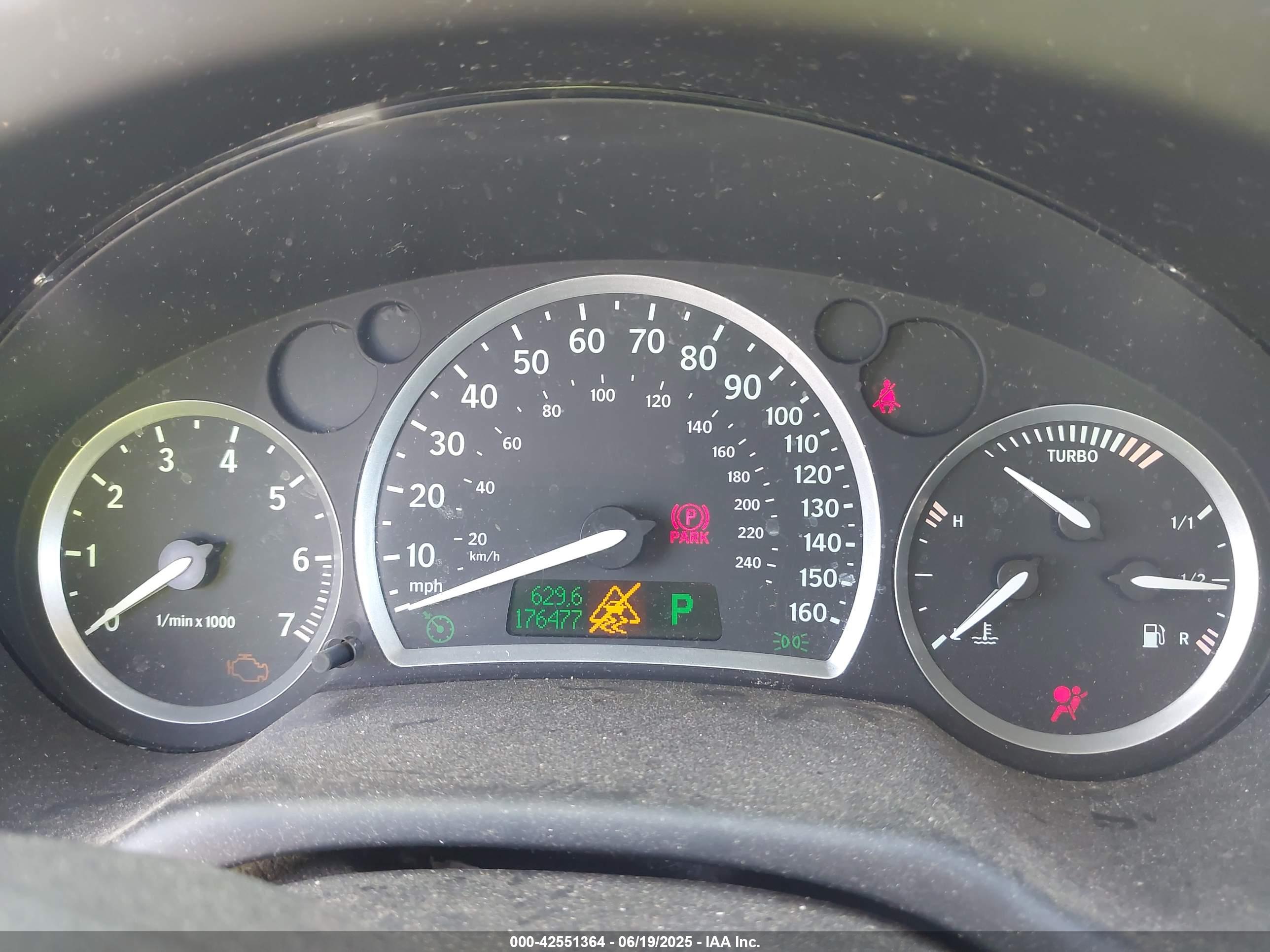 SAAB 9-3 image 7