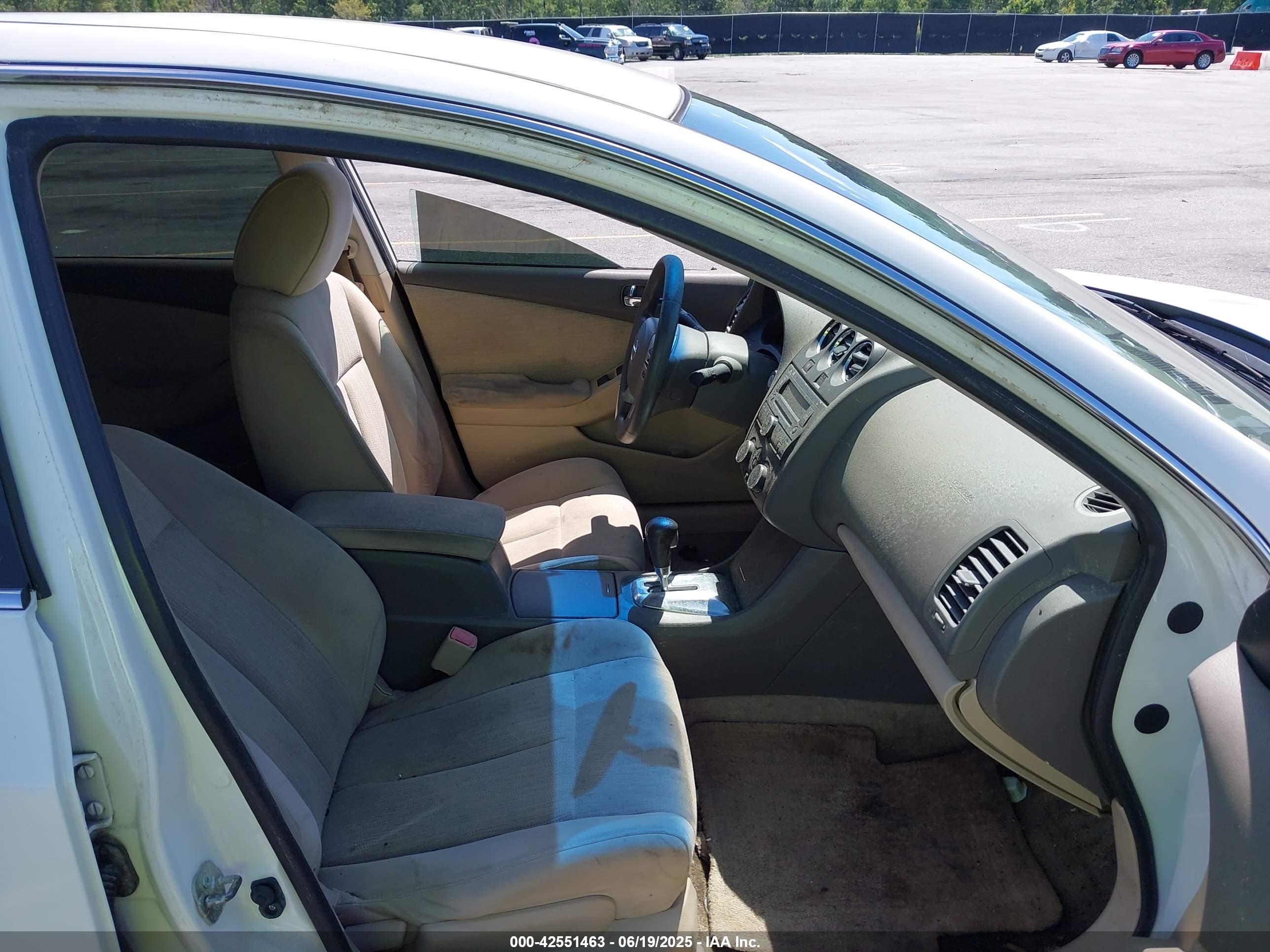 NISSAN ALTIMA image 5