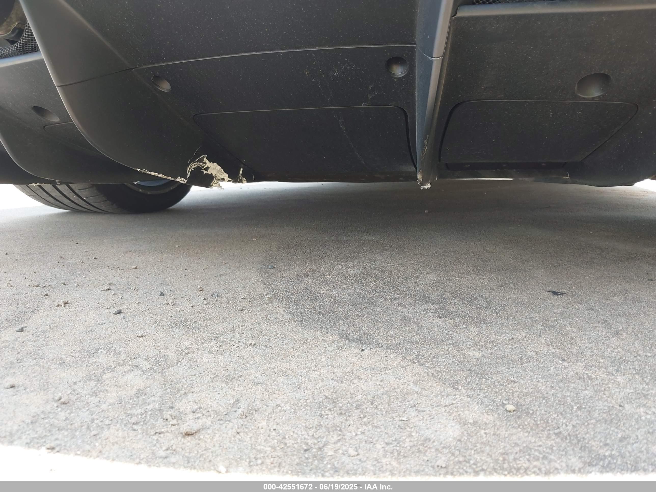 FERRARI F8 image 6