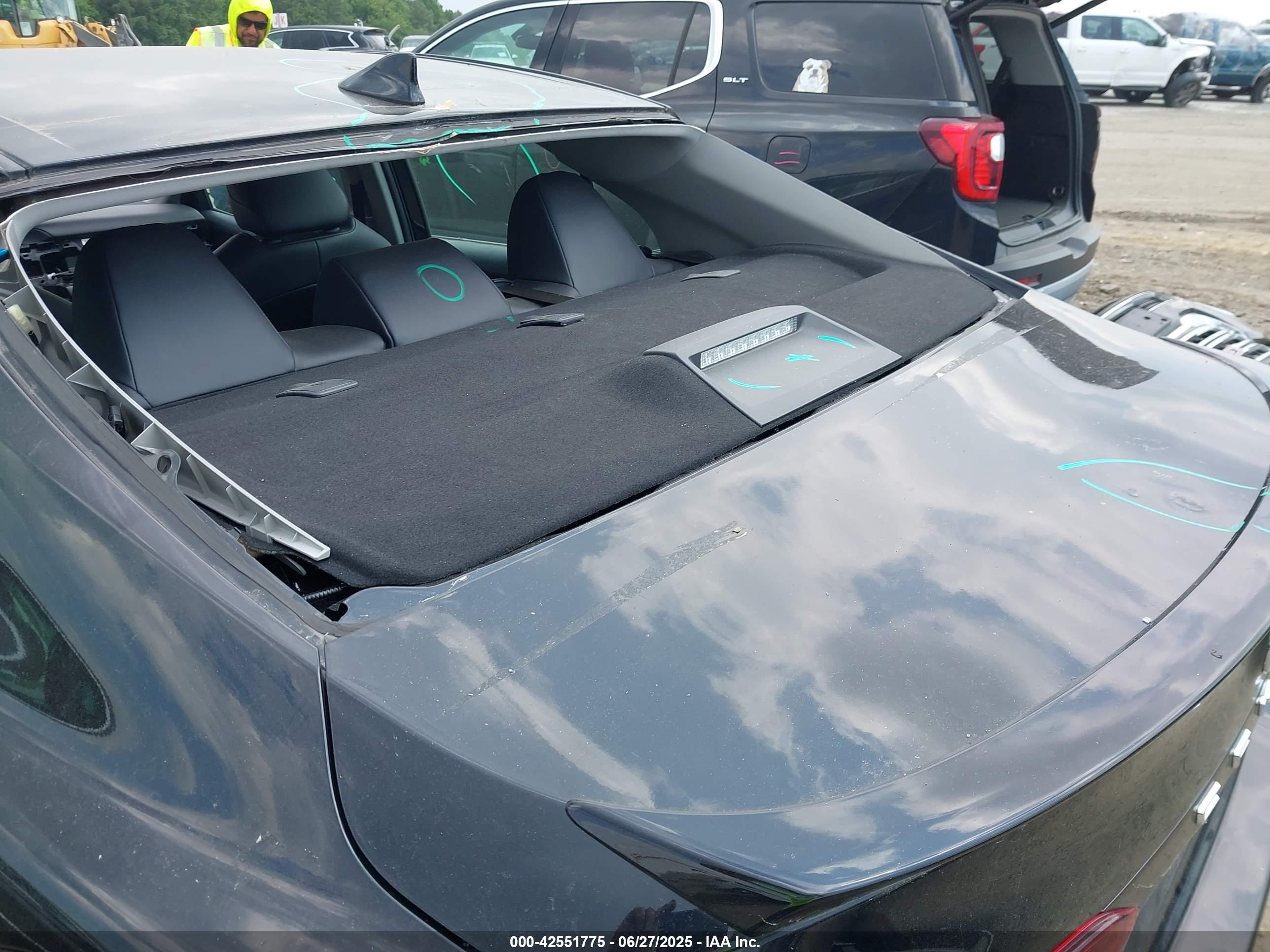TOYOTA CAMRY image 6