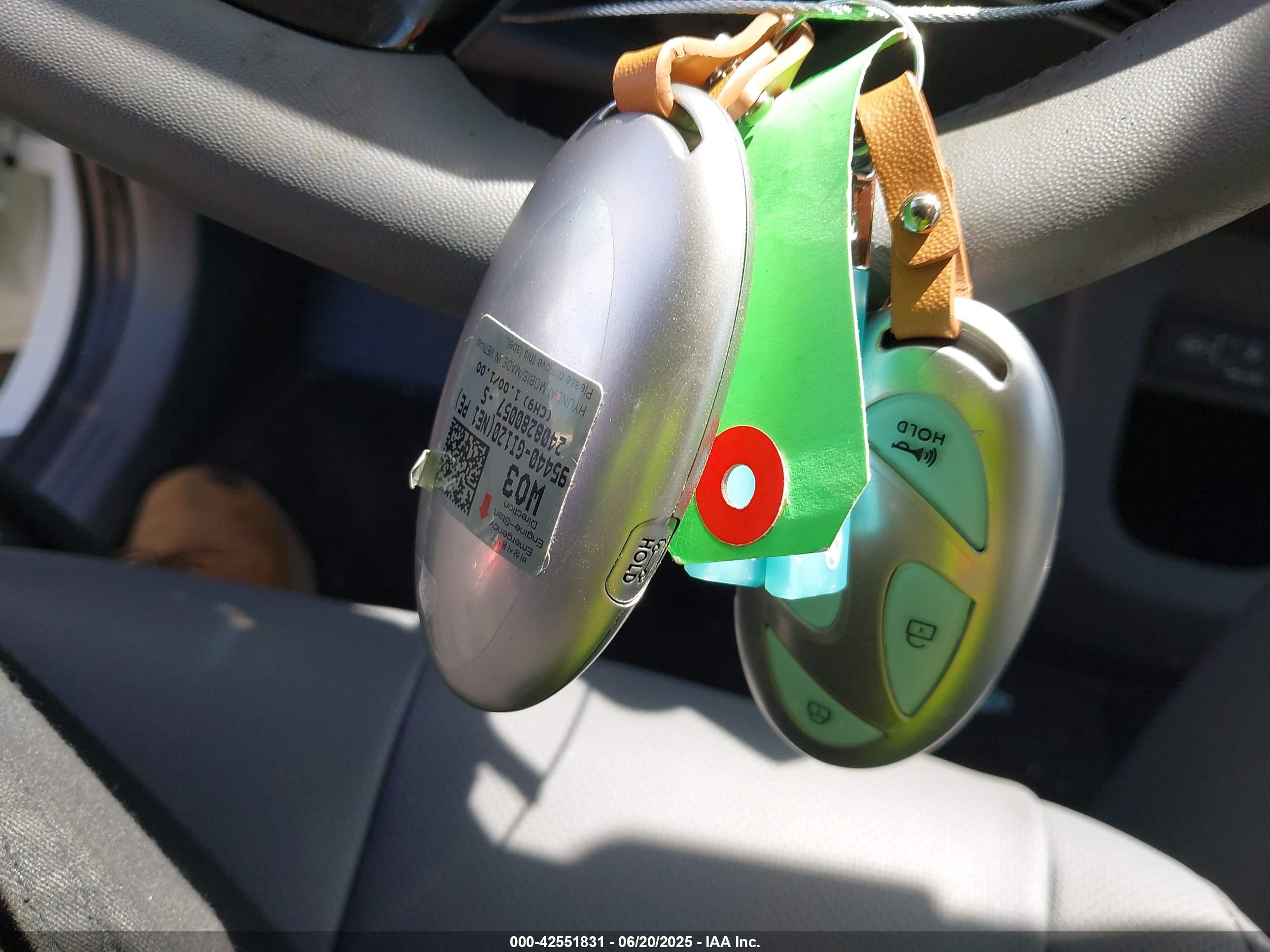 HYUNDAI IONIQ image 11