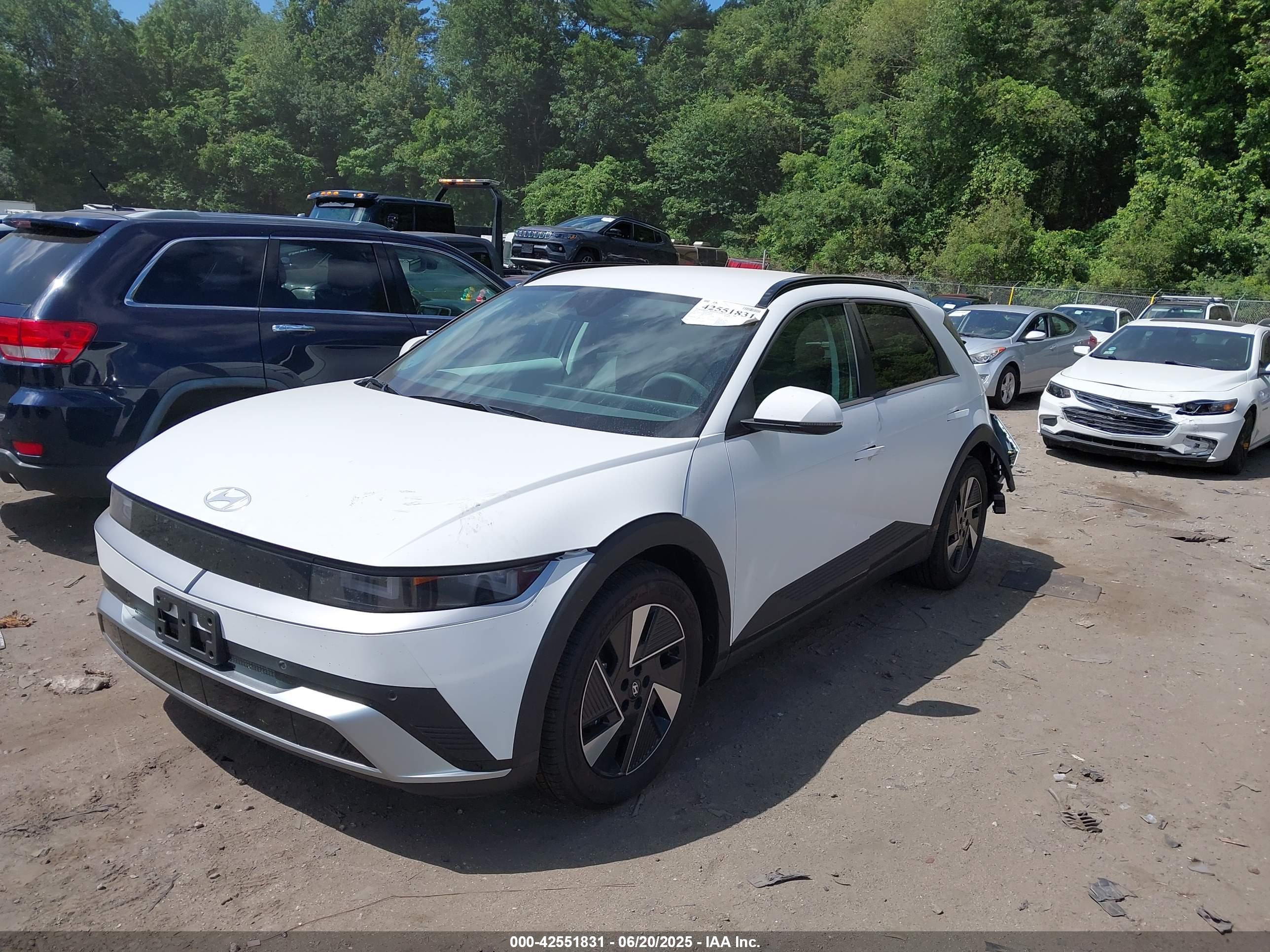 HYUNDAI IONIQ image 2