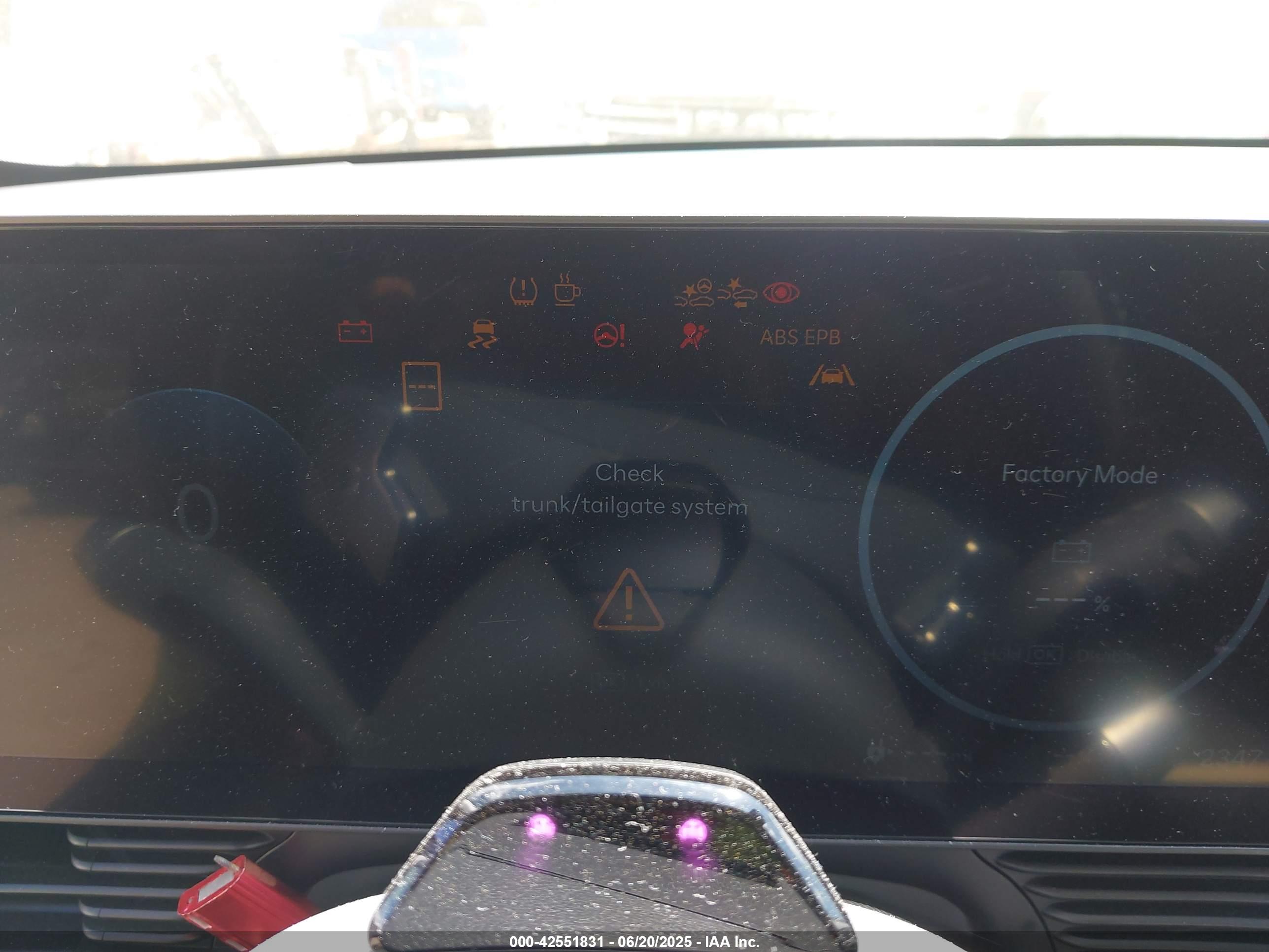 HYUNDAI IONIQ image 7