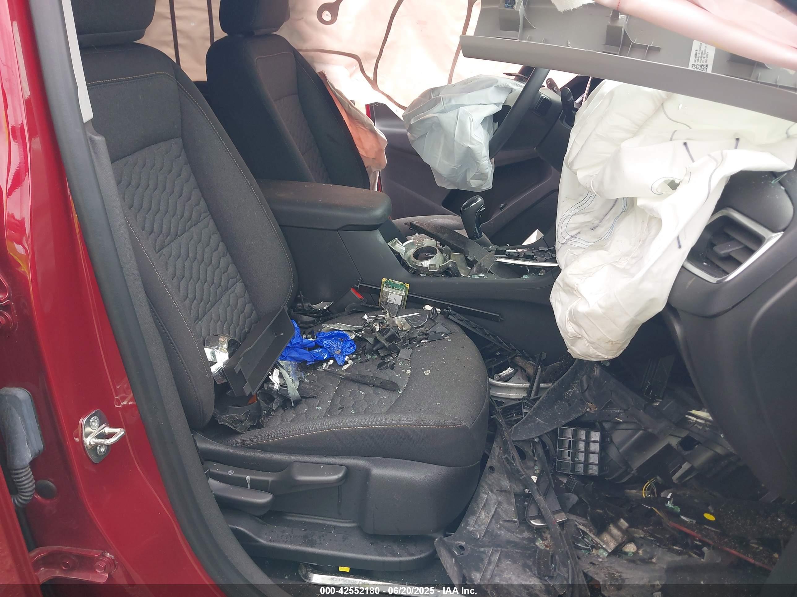 CHEVROLET EQUINOX image 5