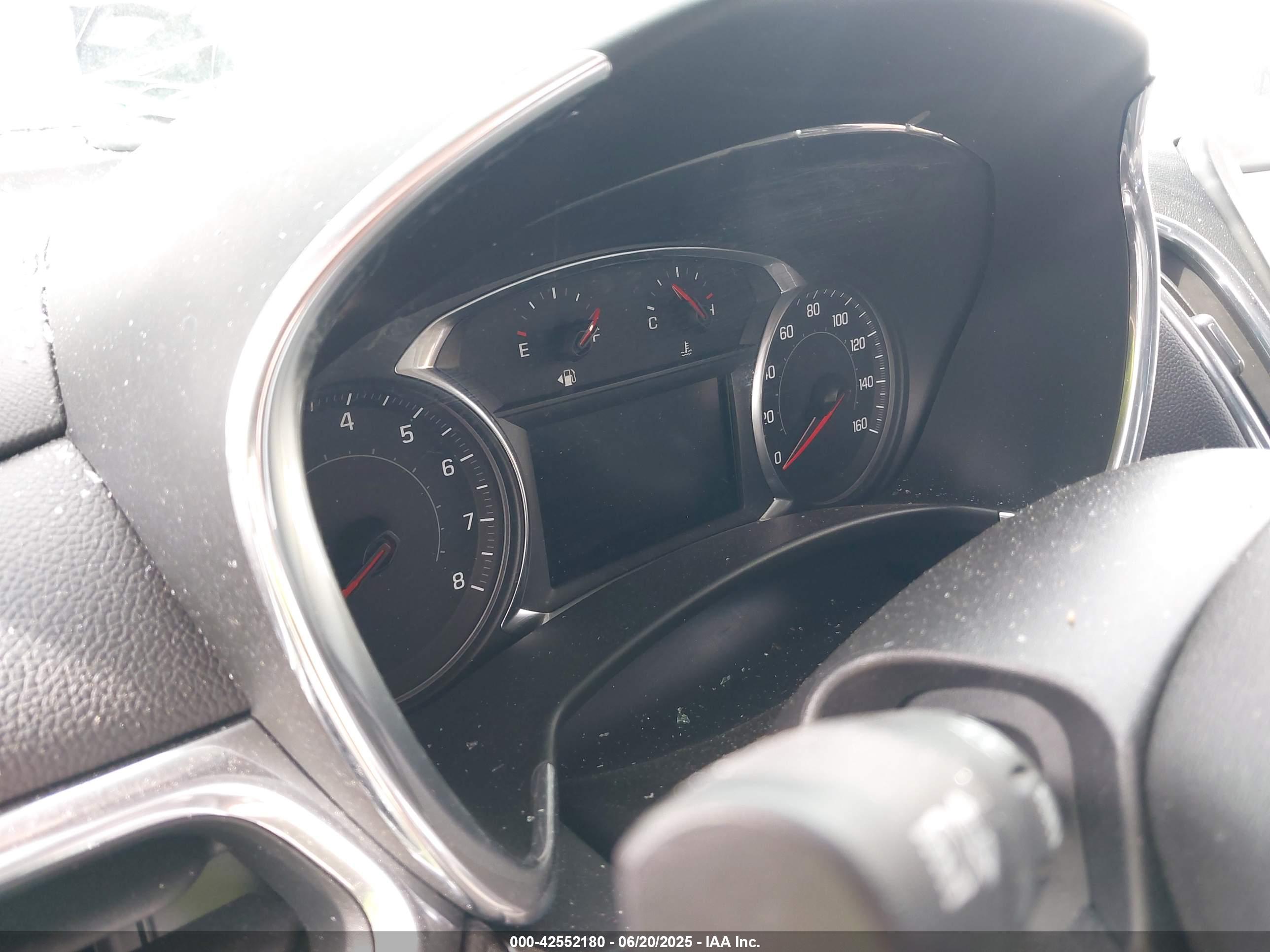CHEVROLET EQUINOX image 7