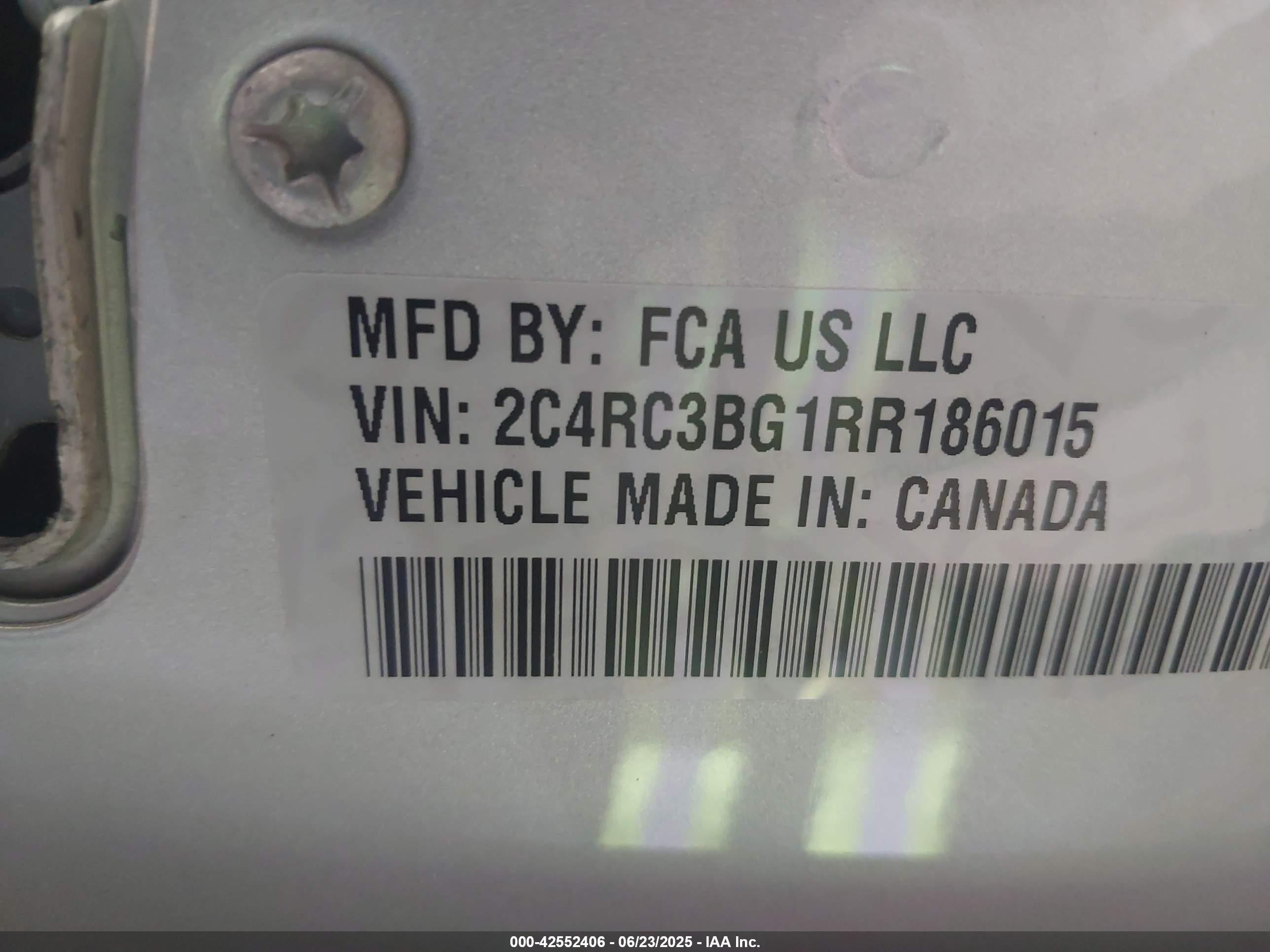 CHRYSLER PACIFICA image 9